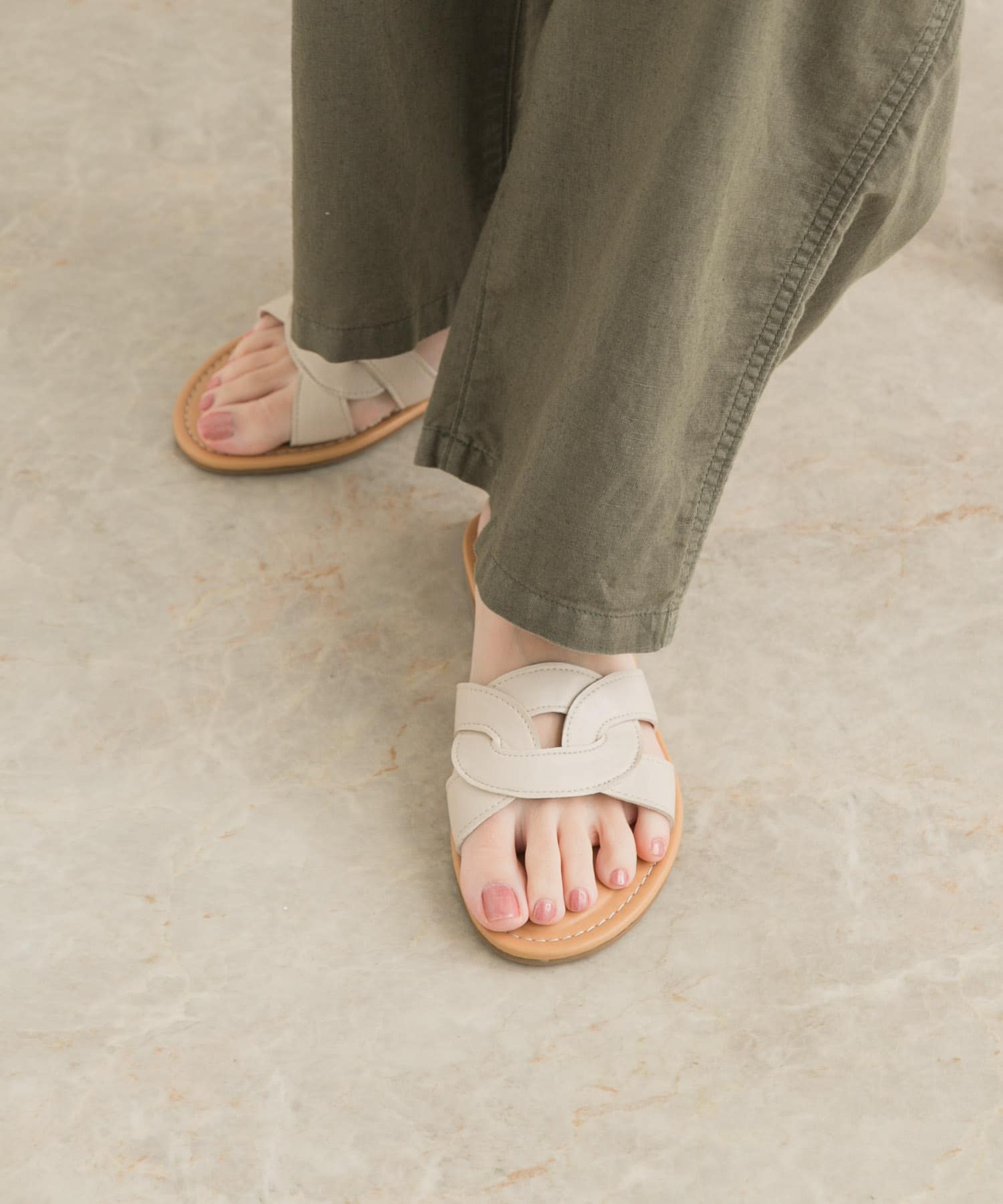 カッティングサンダル