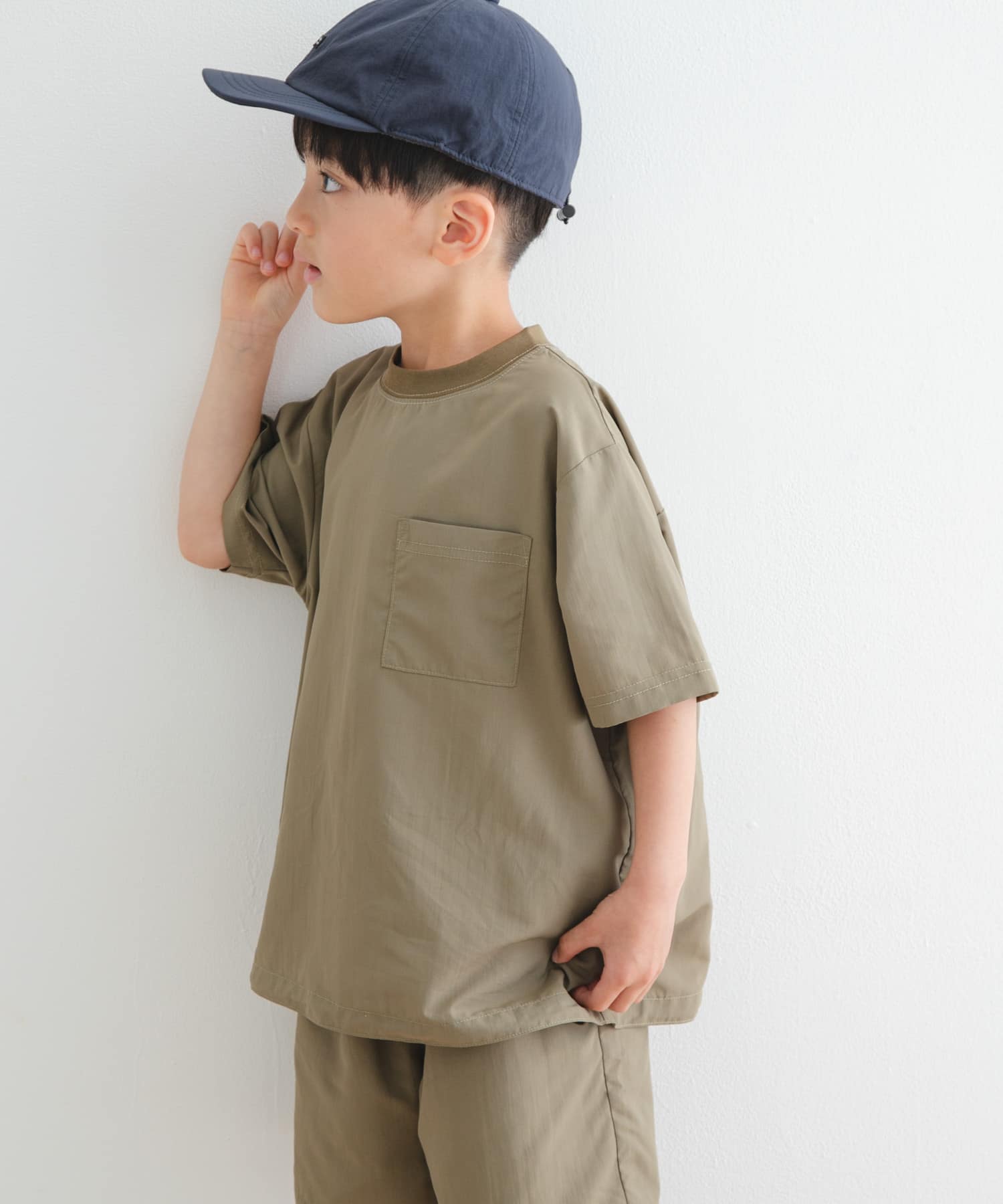 KHAKI