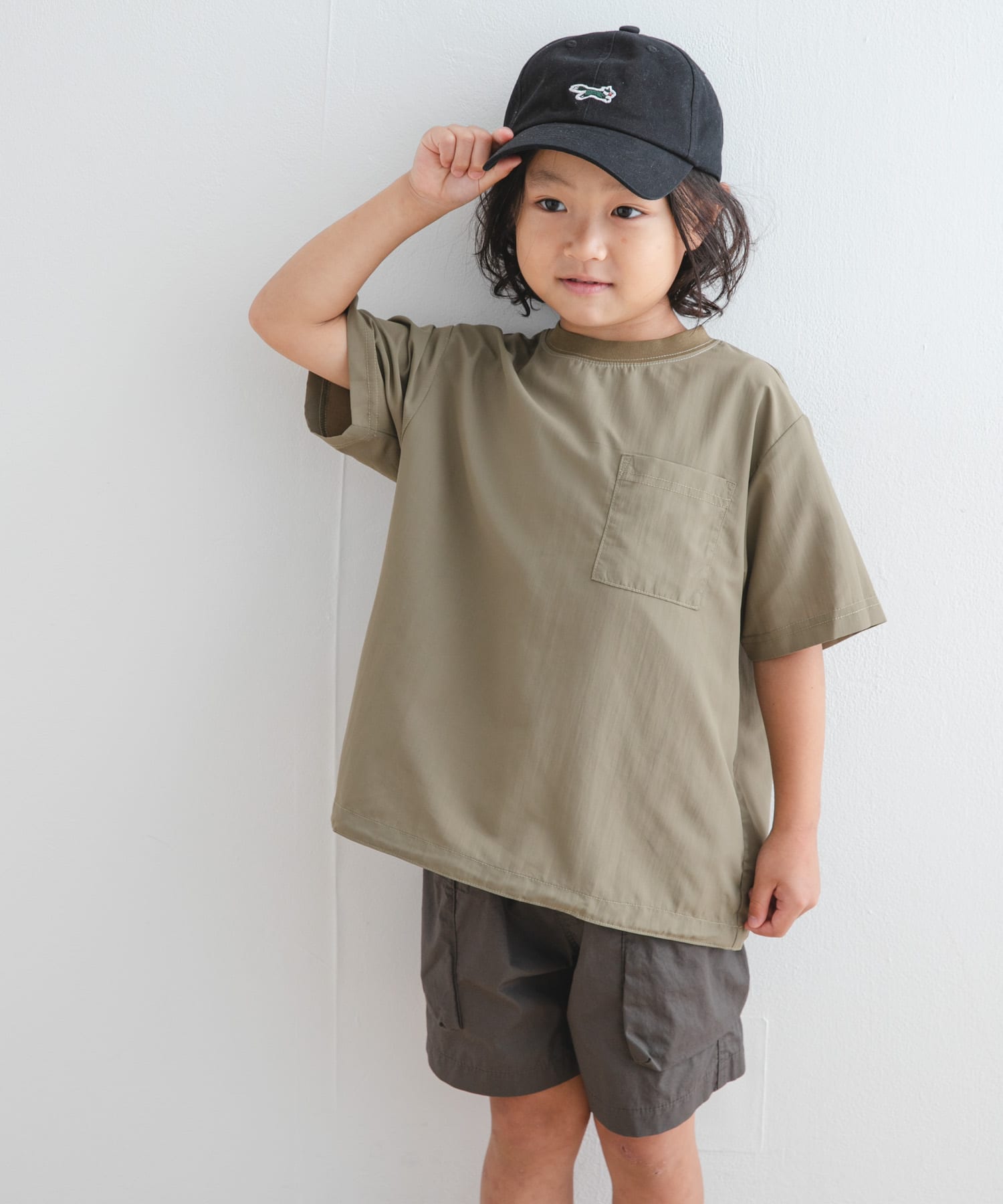 KHAKI
