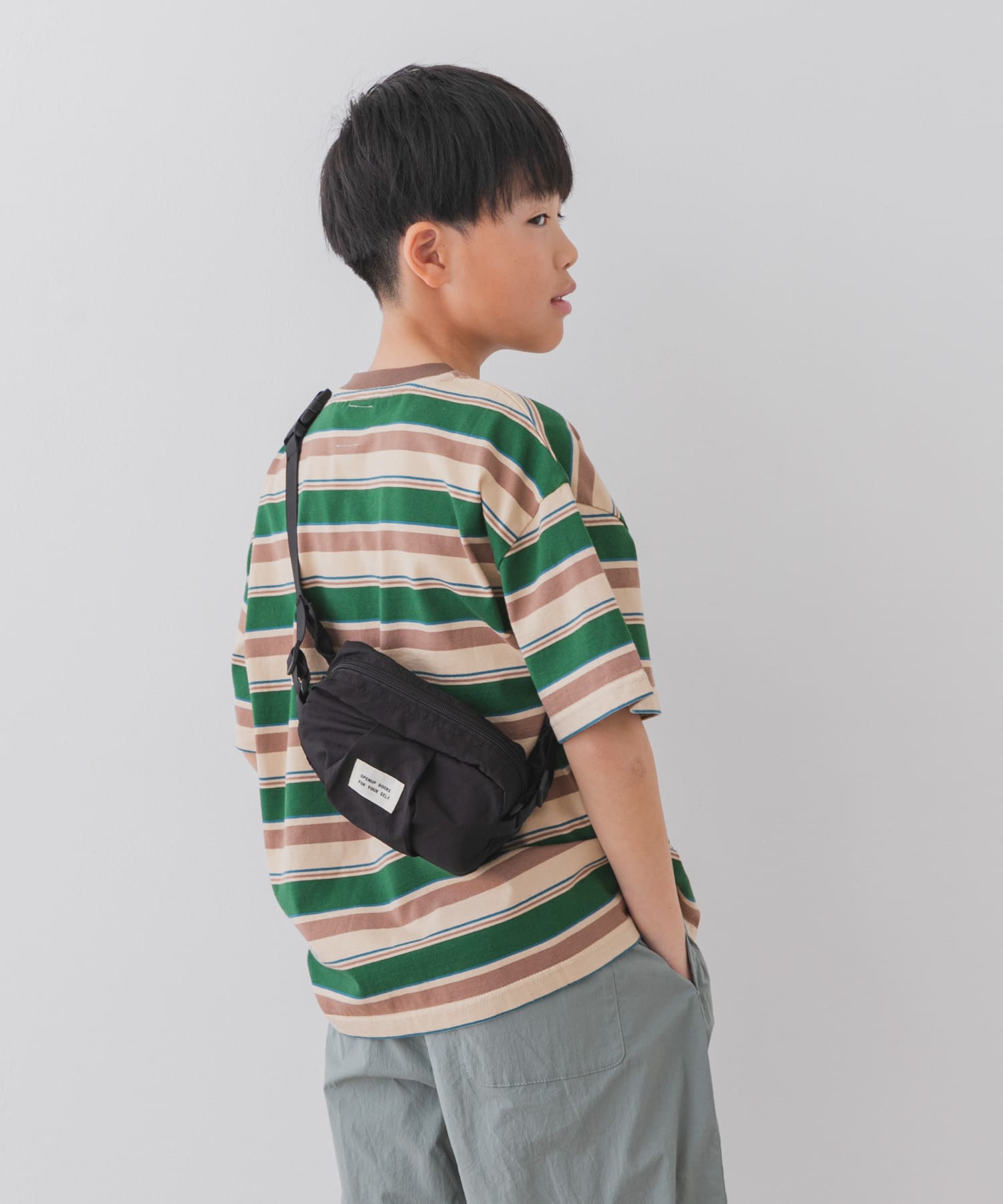 ボディバッグ(KIDS) BLACK one