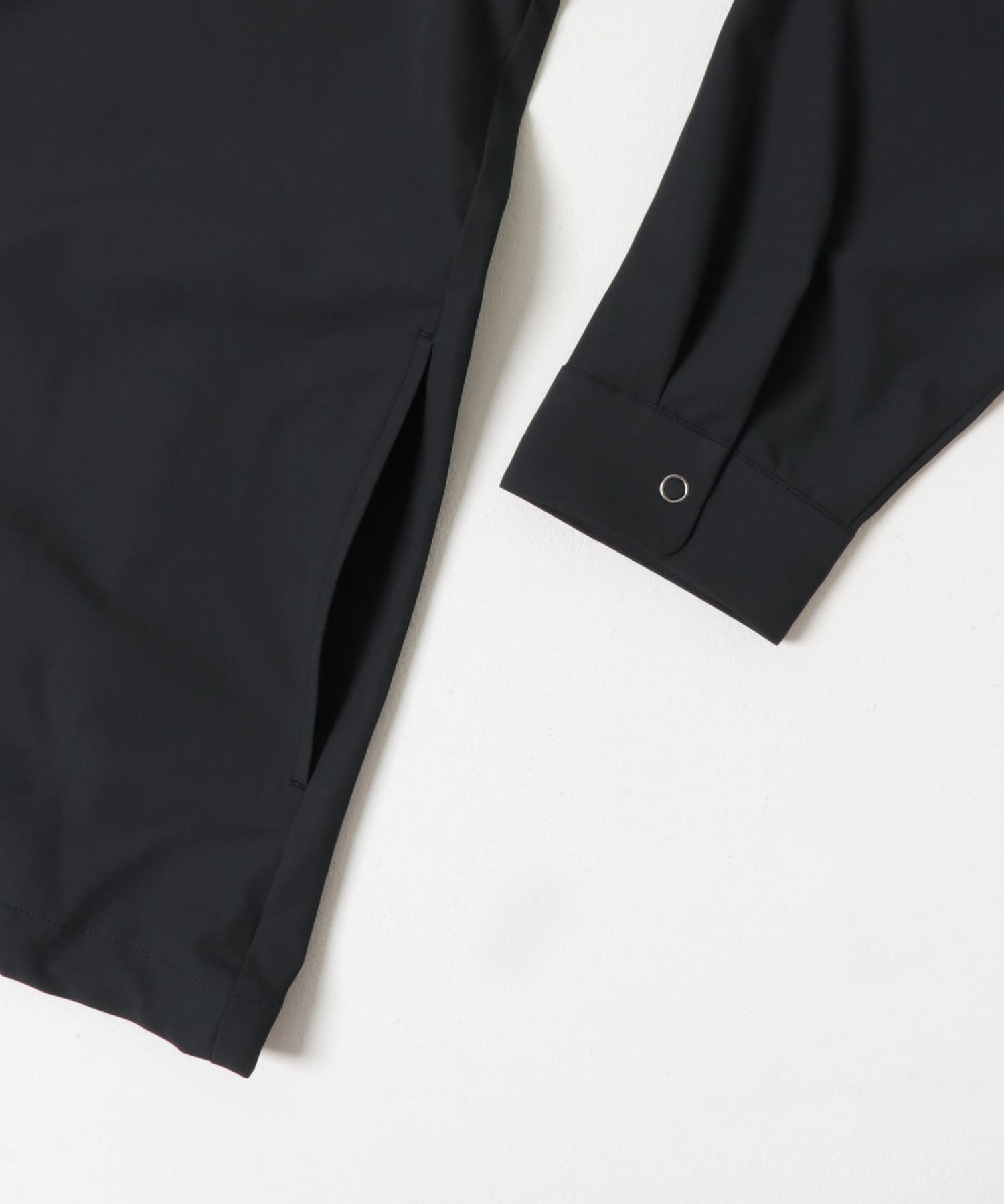 『UR TECH』サマシェア ロングスリーブシャツカーディガン CHARCOAL M
