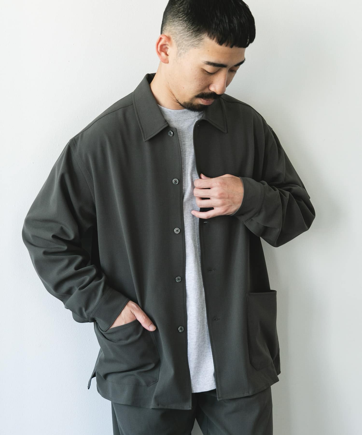 KHAKI