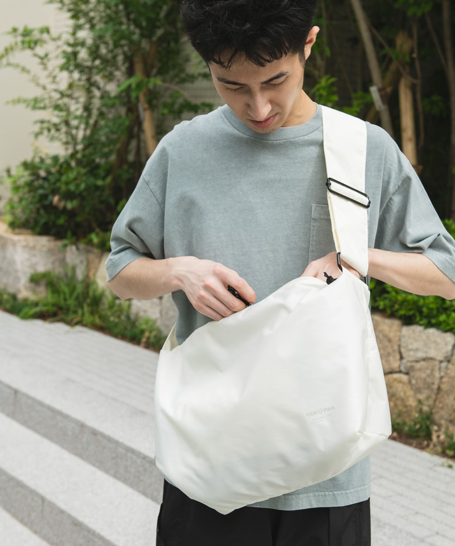 『別注』YAKPAK×DOORS　SHOULDER BAG M WHITE -