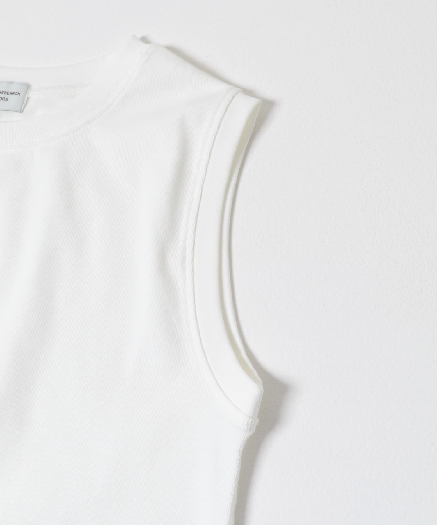 OFF WHITE