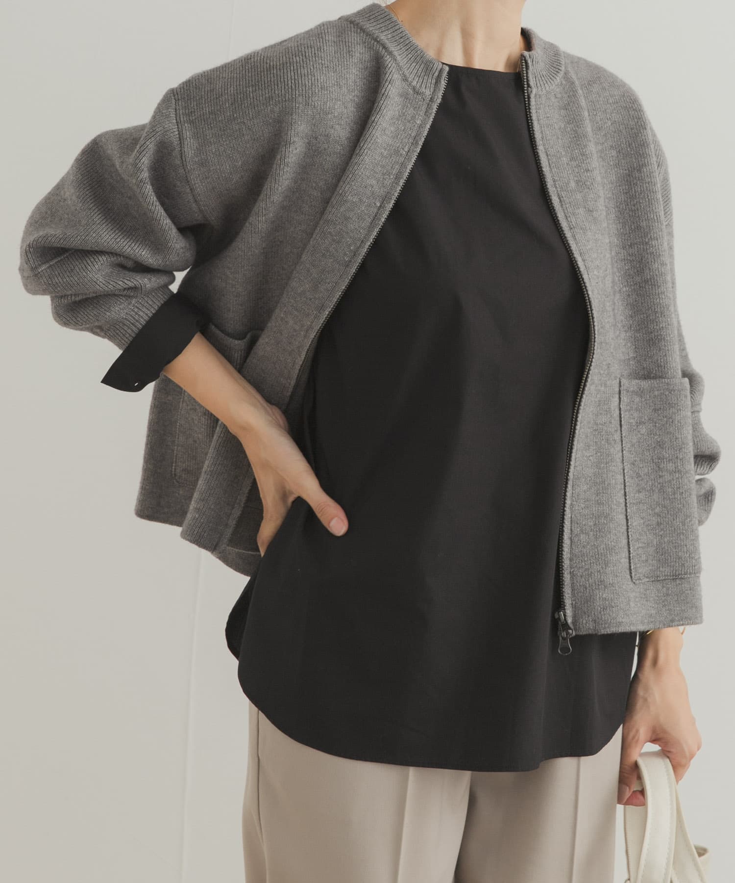 『UR TECH DRYLUXE』クルーネックプルオーバーシャツ