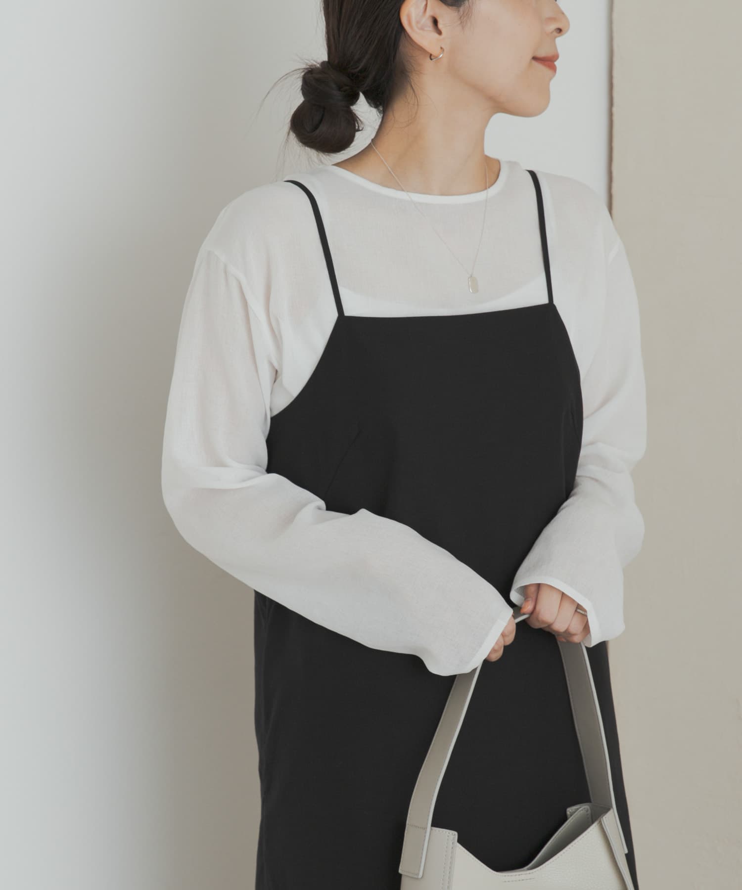 せきせいくうページ シアーTシャツブラウス(M L.KHAKI): トップス｜URBAN RESEARCH