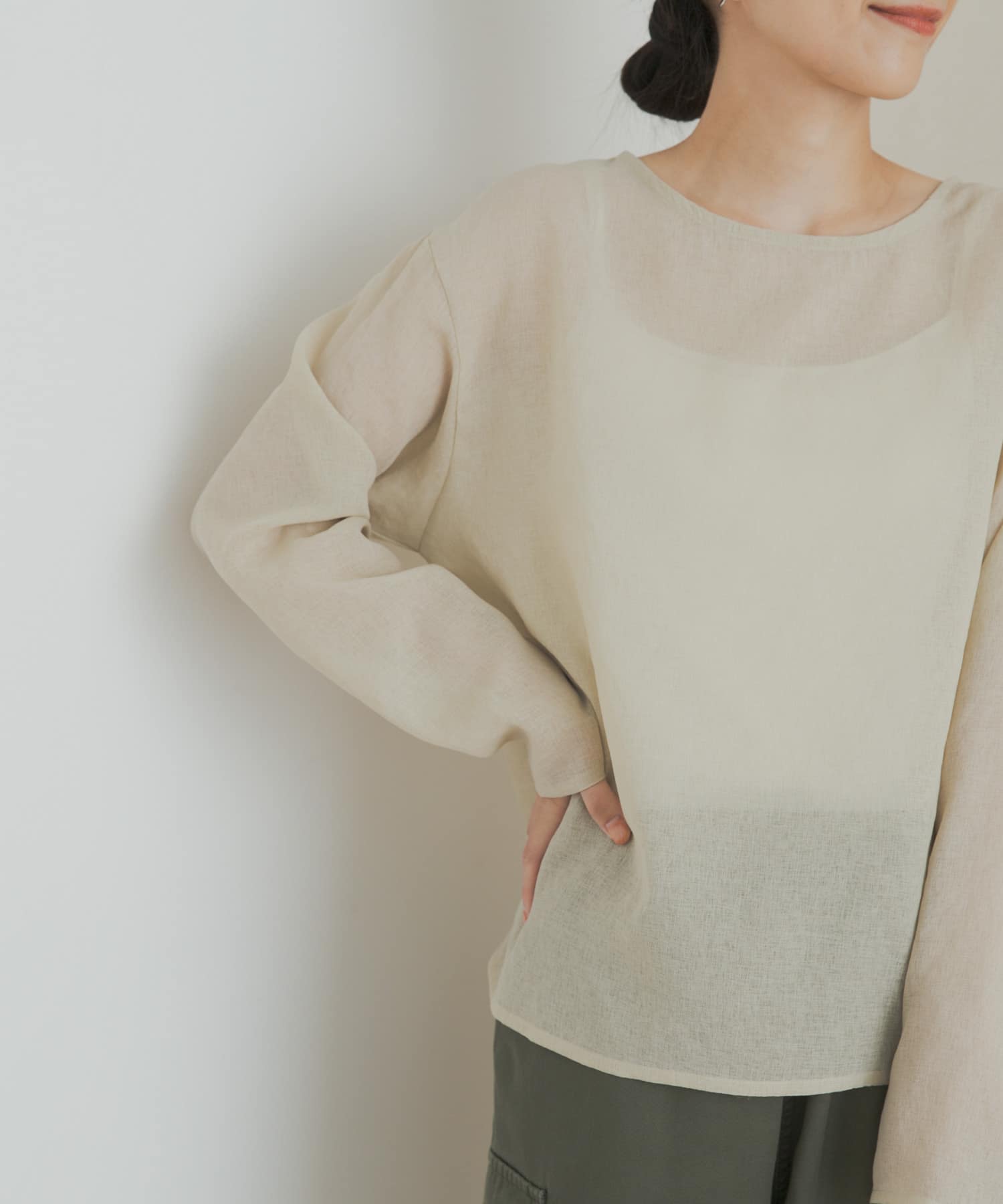 シアーTシャツブラウス
