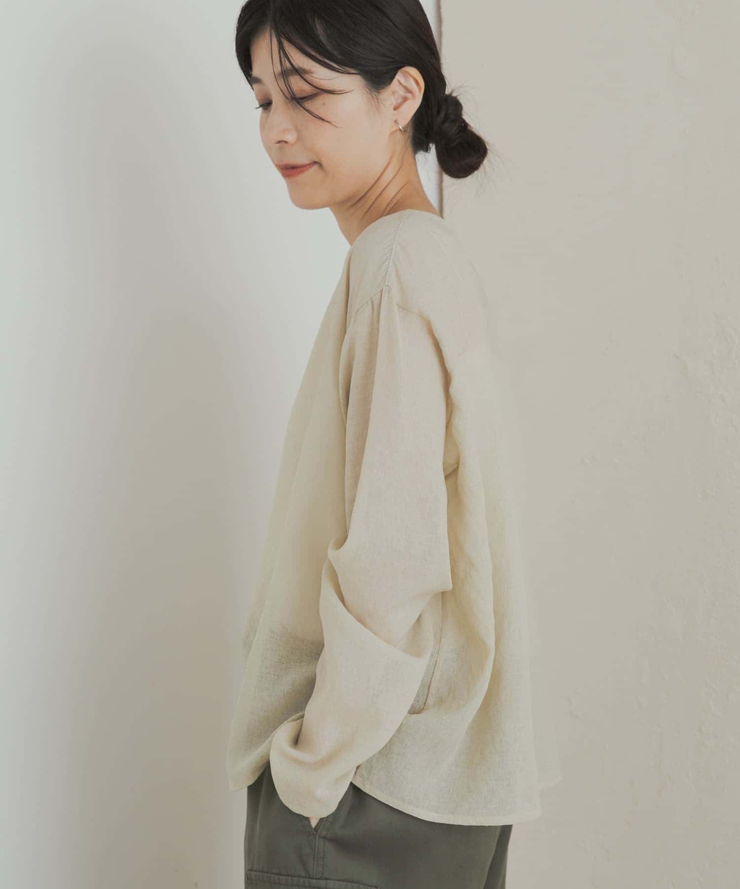 L.KHAKI