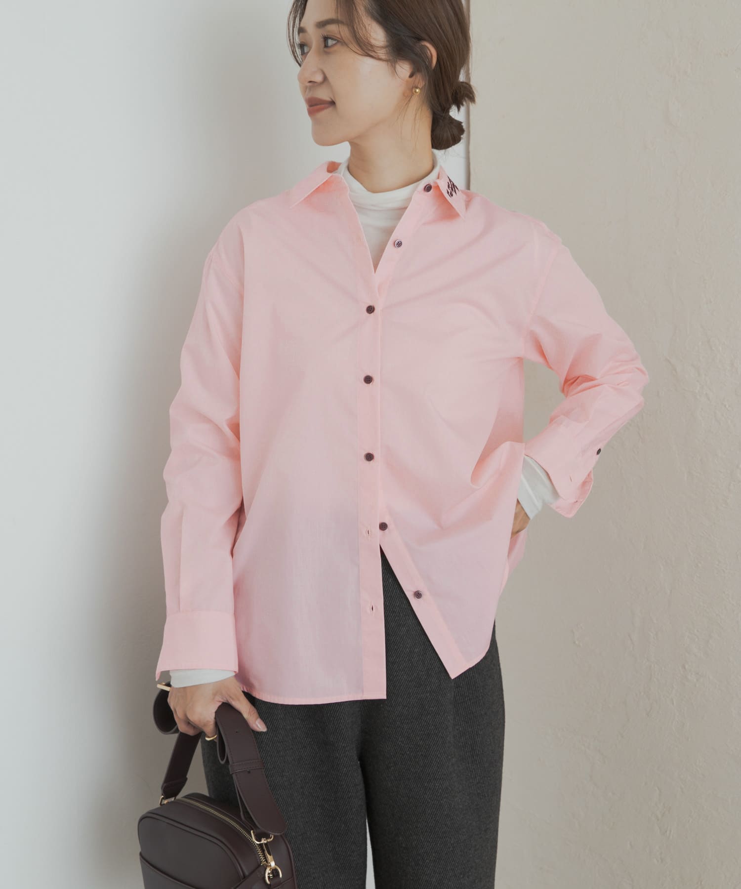 衿ロゴ刺繍カラーシャツ(M PINK): トップス｜URBAN RESEARCH公式