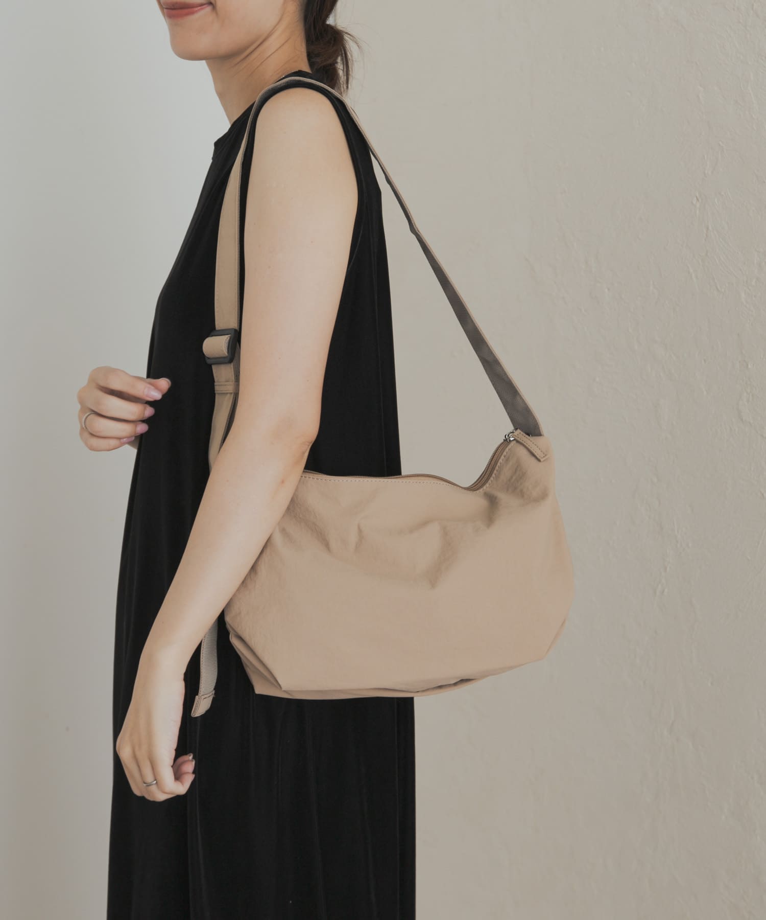 ウォッシャブルミニショルダー BEIGE one