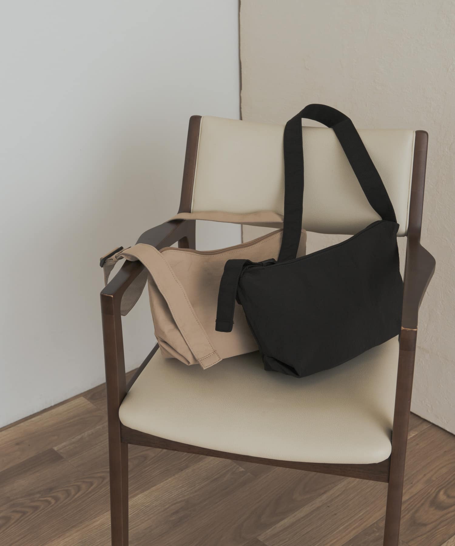 ウォッシャブルミニショルダー BEIGE one