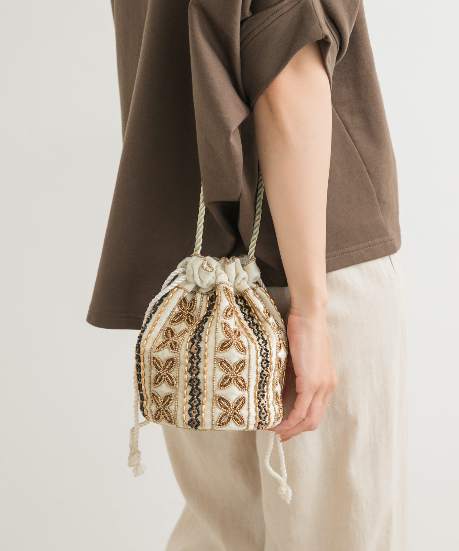 インドビーズ巾着バッグ