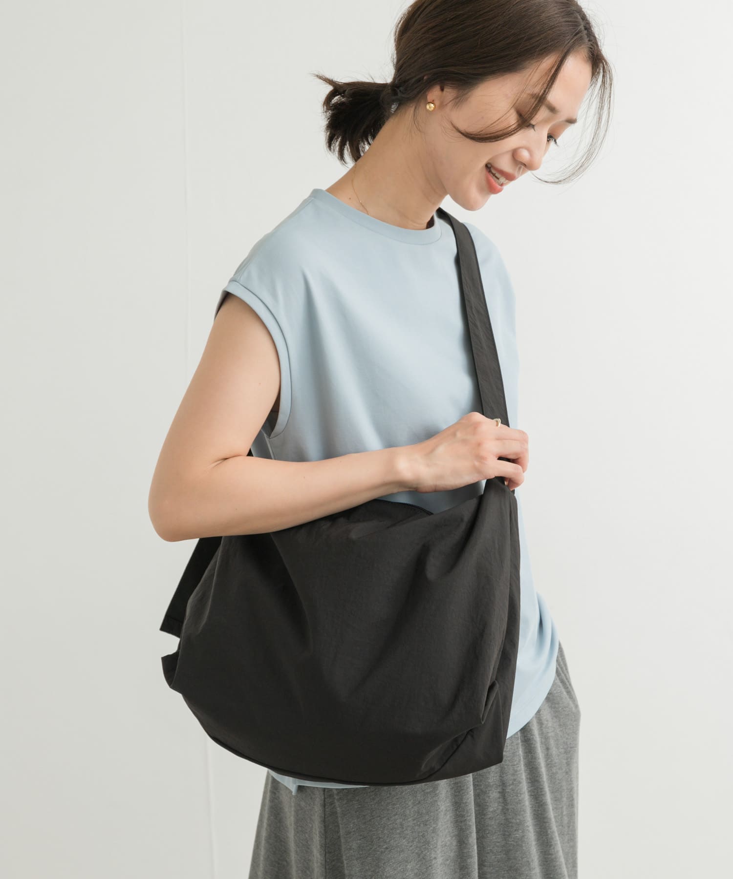 ウォッシャブルショルダーバッグ BLACK one