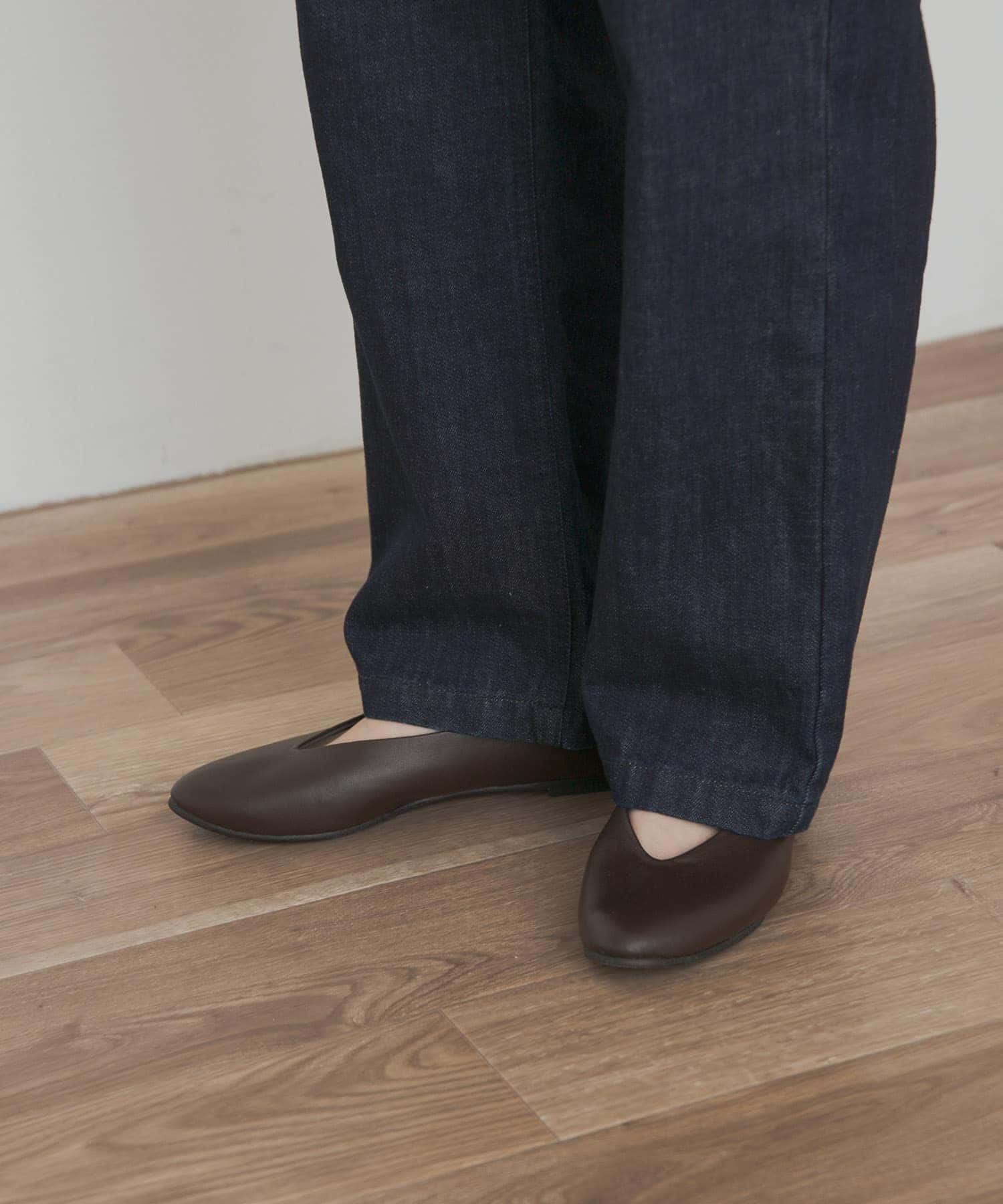 Vカットパンプス BROWN 35