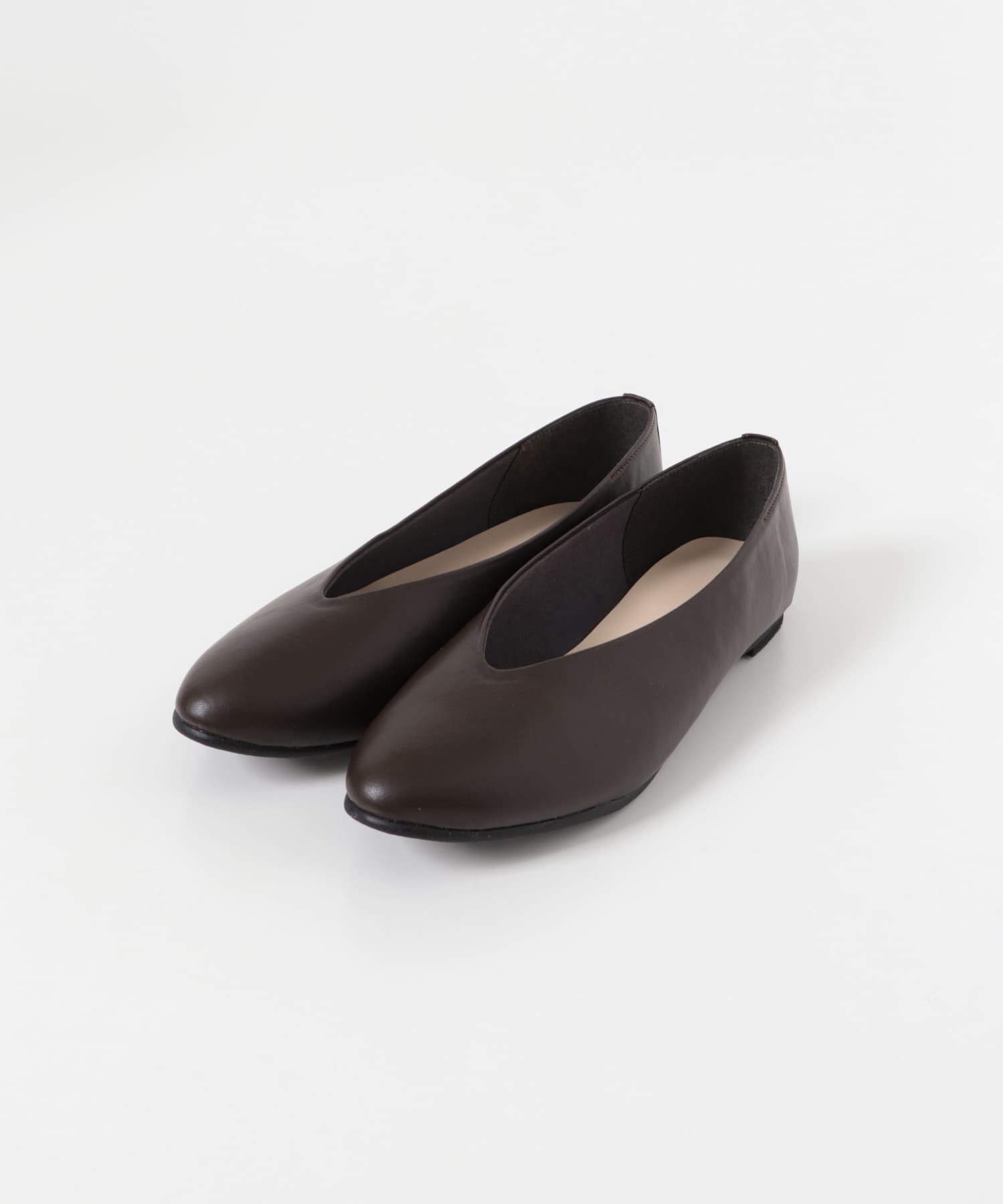 Vカットパンプス BROWN 35