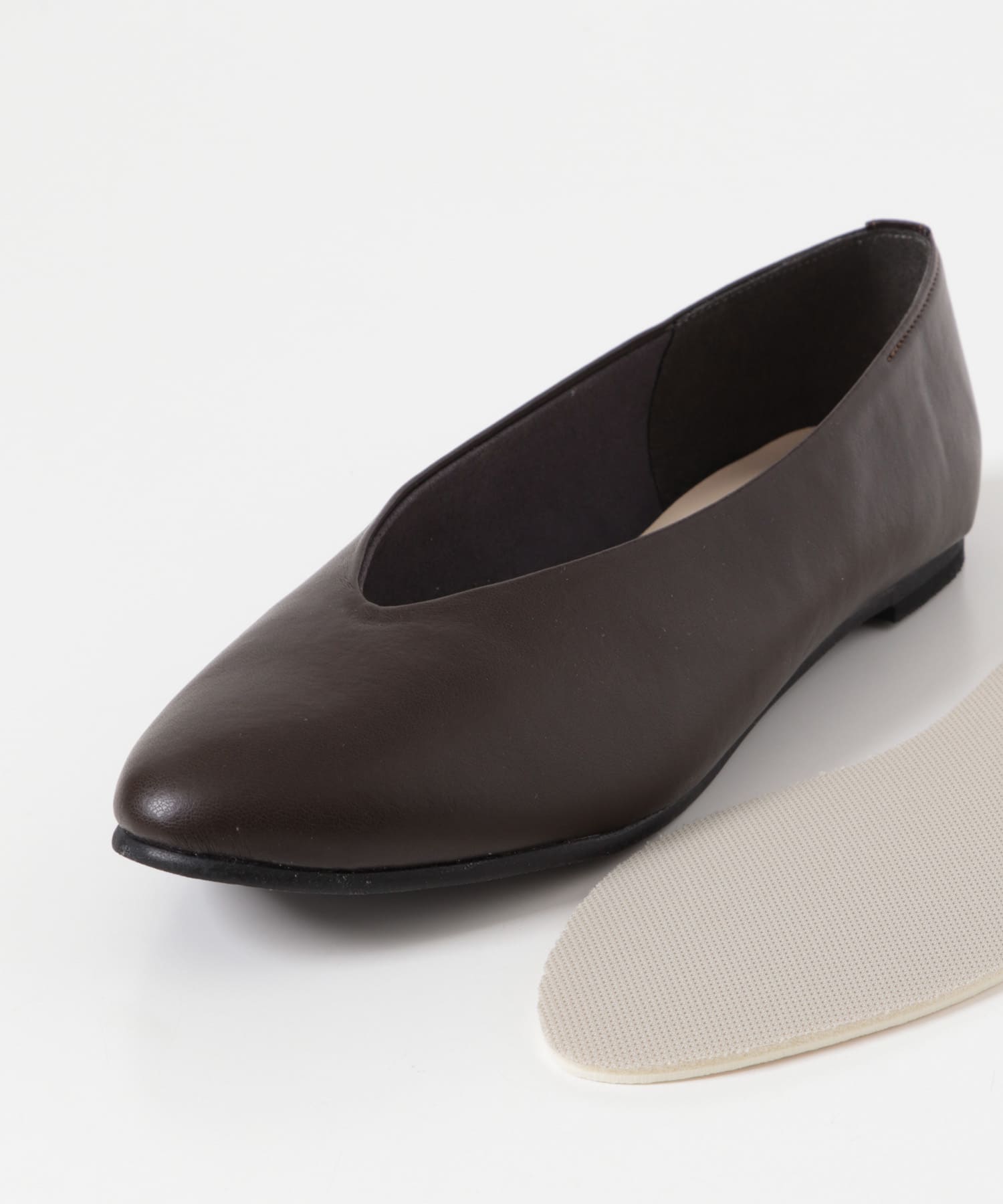 Vカットパンプス BROWN 35