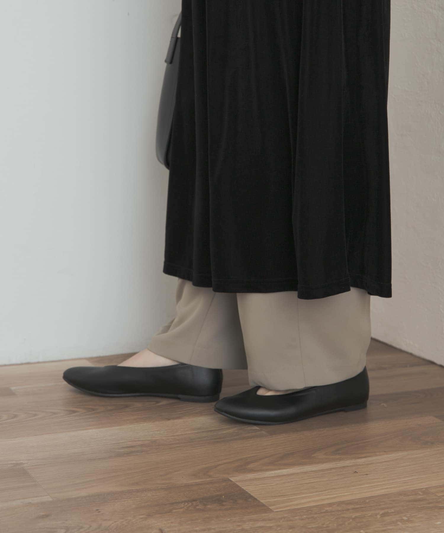 Vカットパンプス BLACK 36