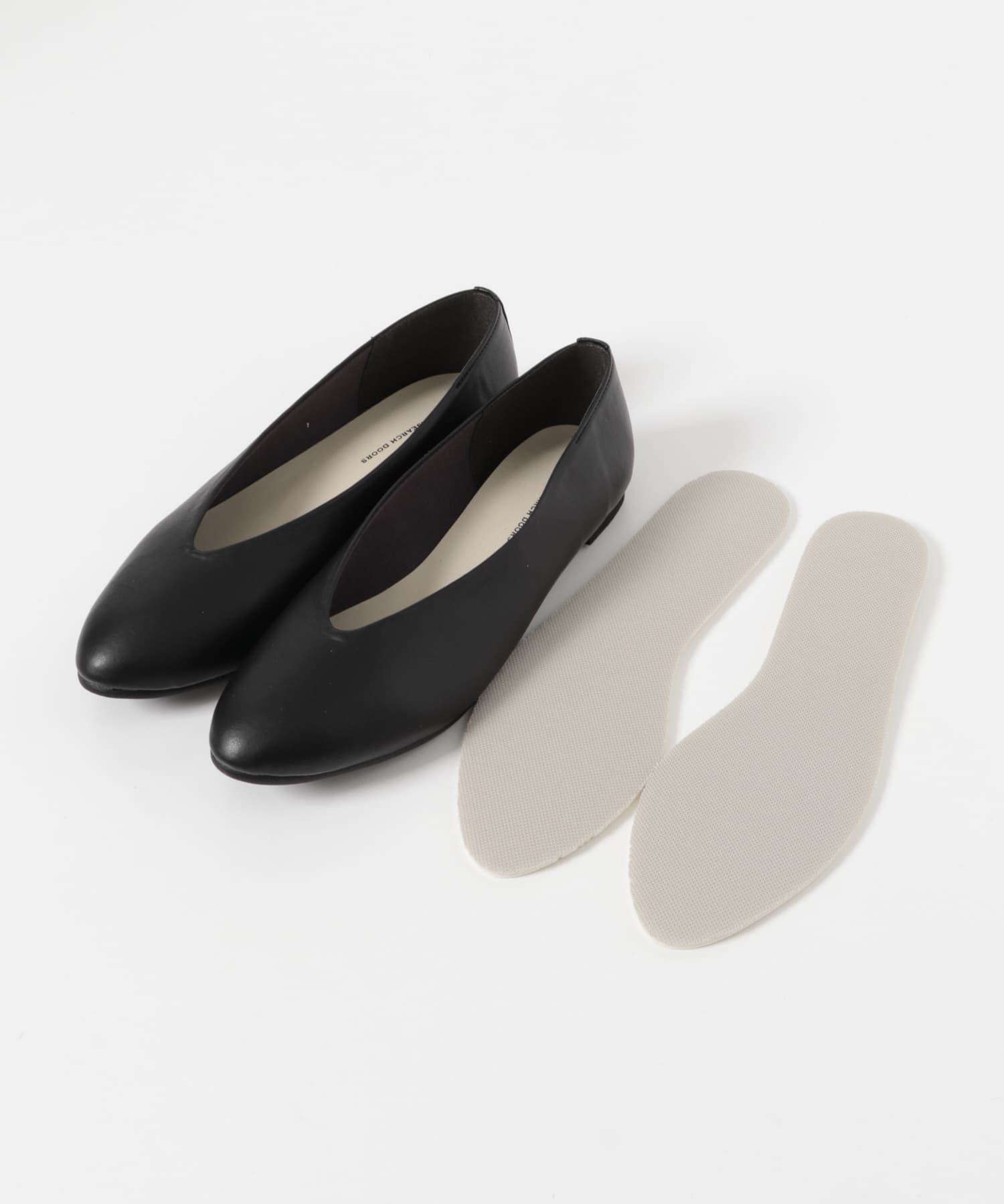 Vカットパンプス BLACK 35