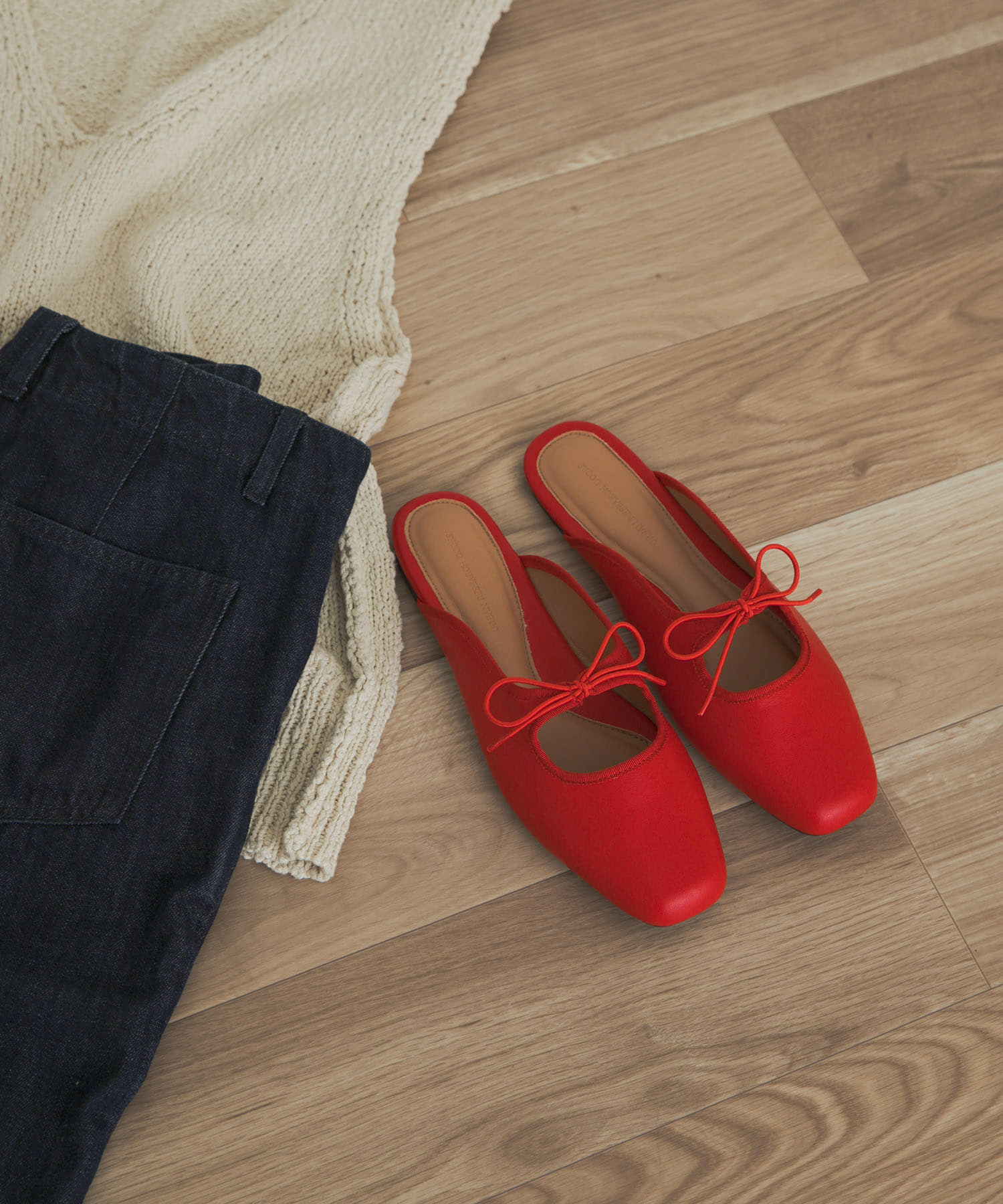 スクエアトゥリボンミュール