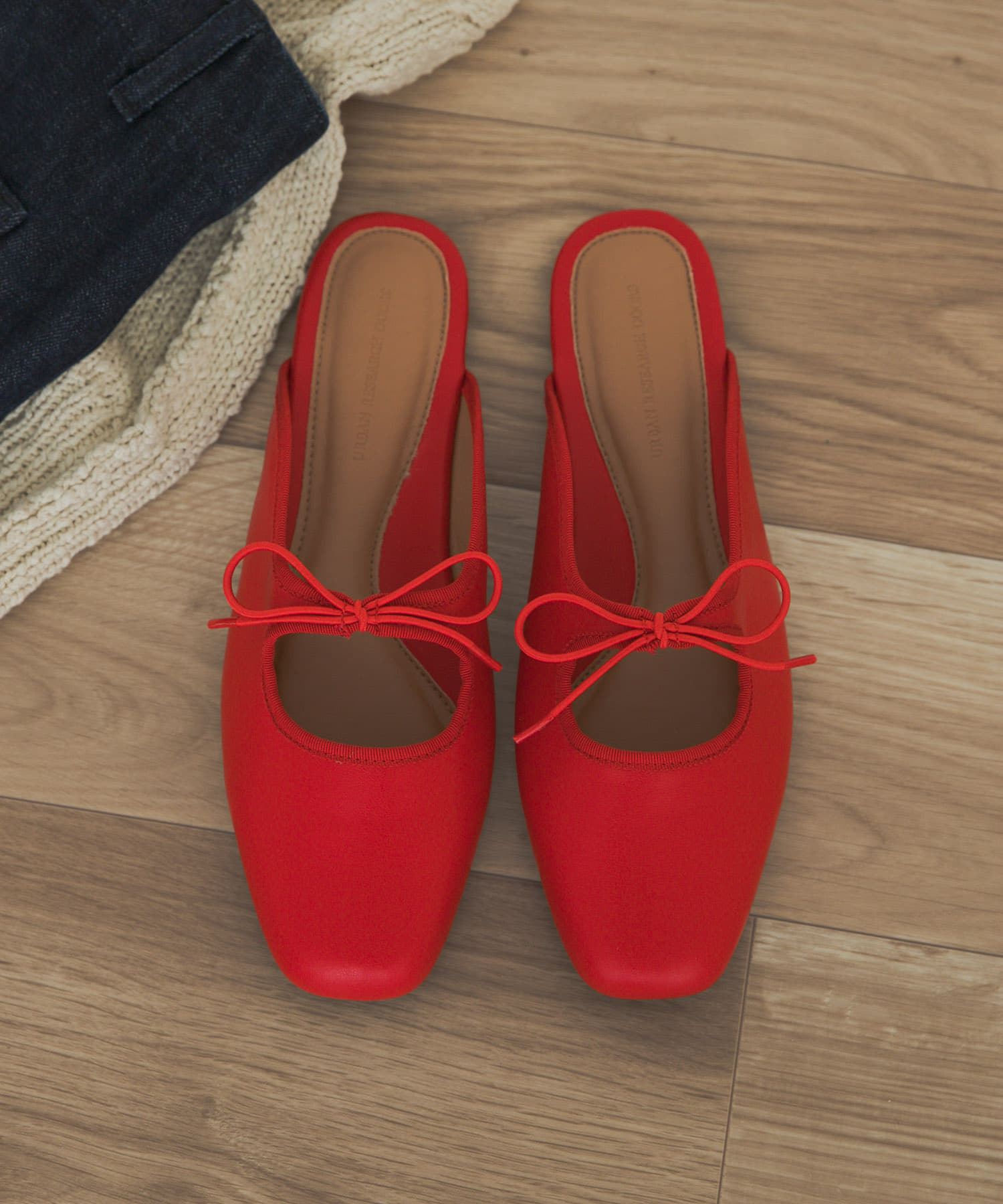 スクエアトゥリボンミュール RED 36