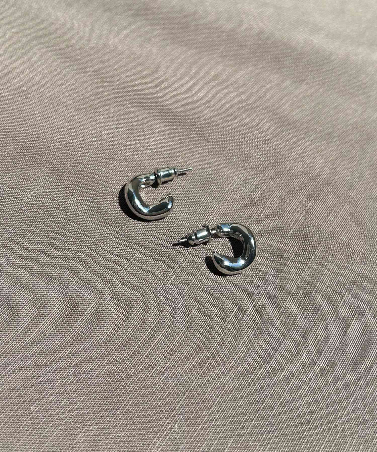 プランプメタルピアス SILVER one