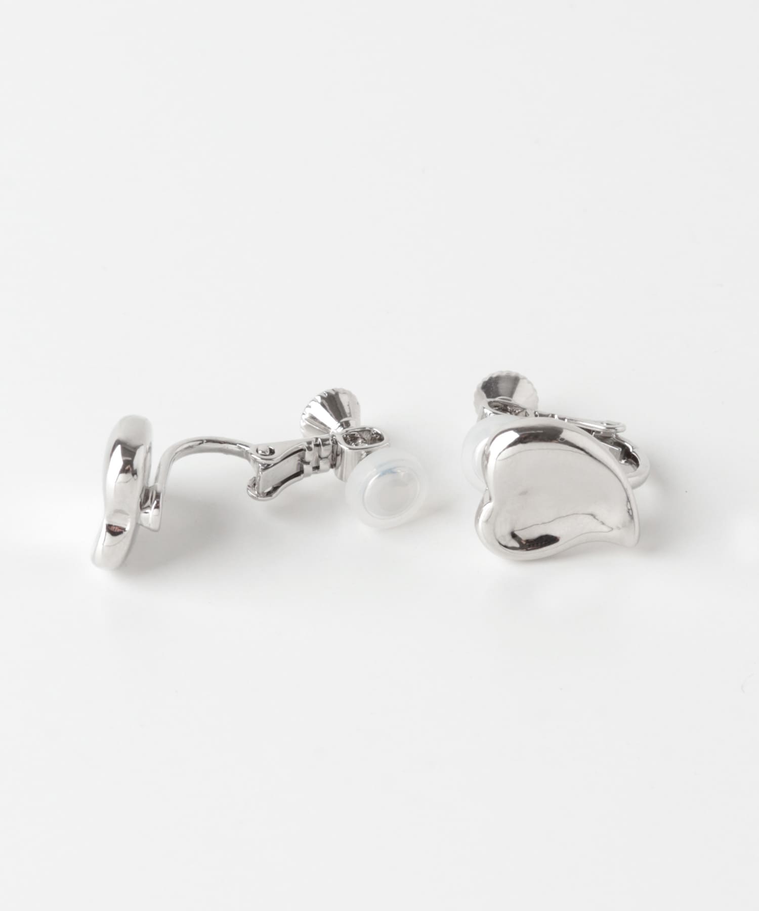 ハートモチーフイヤリング SILVER one