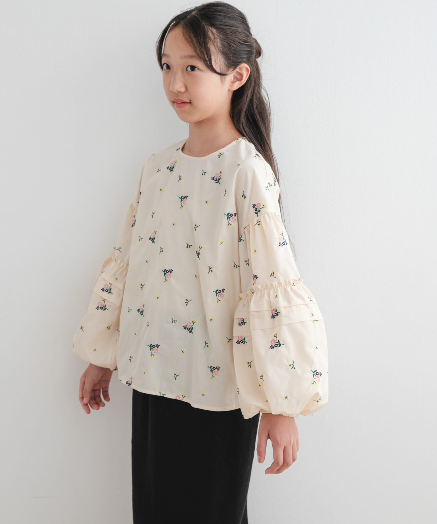 身長：145㎝　サイズ：150