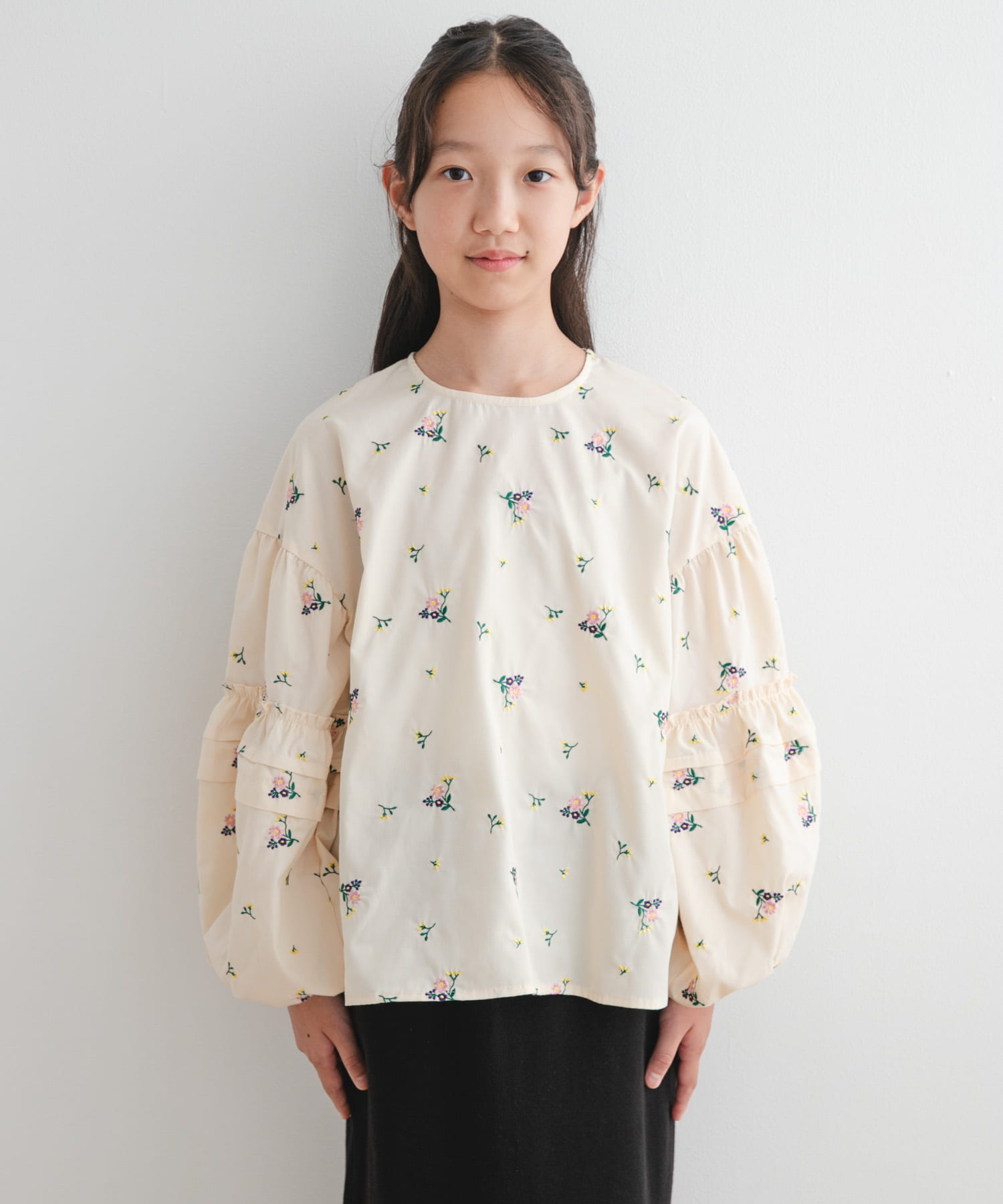 身長：145㎝　サイズ：150
