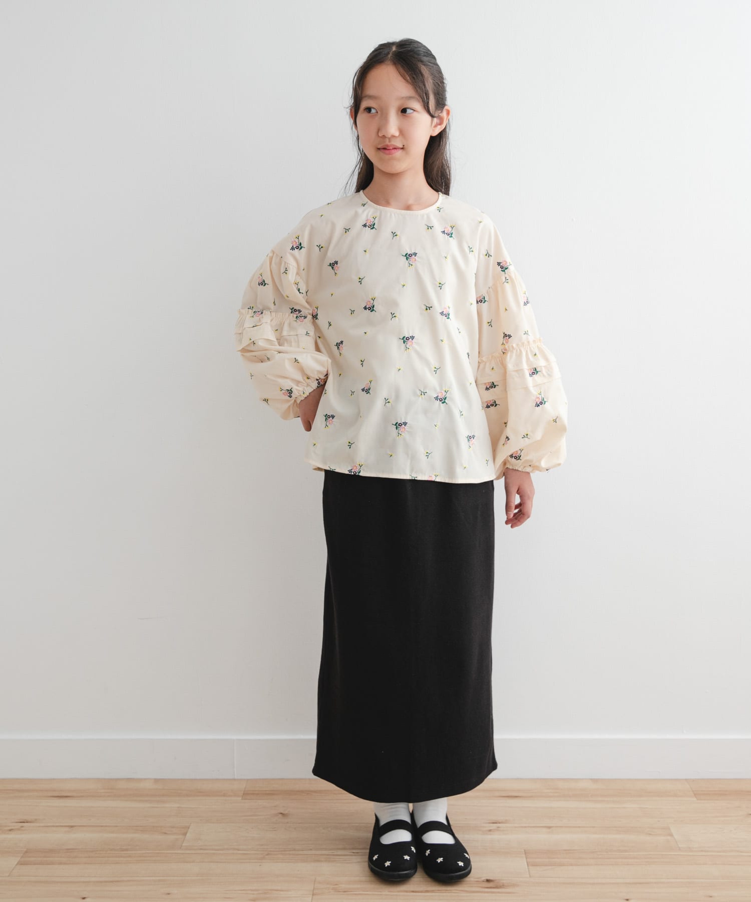 身長：145㎝　サイズ：150
