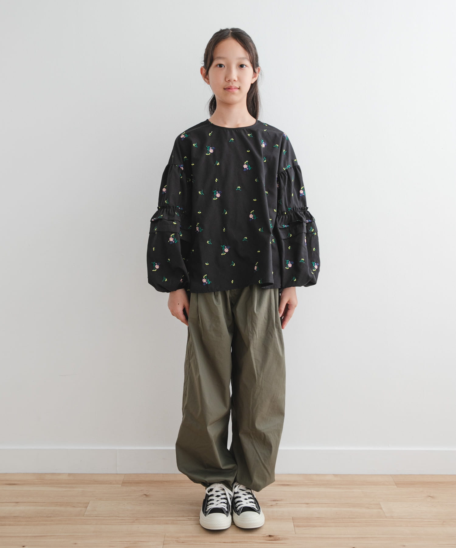 身長：145㎝　サイズ：150