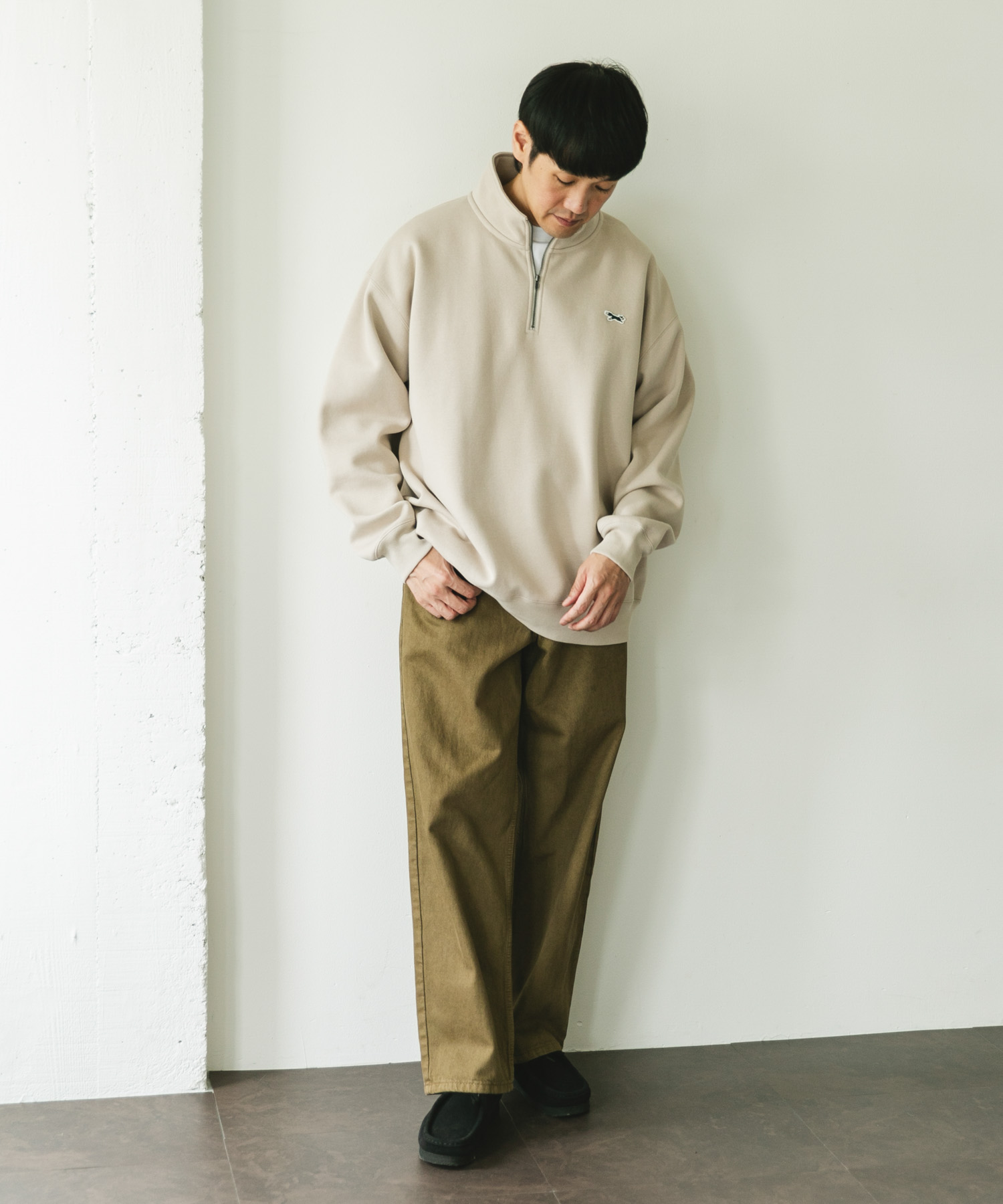 BEIGE