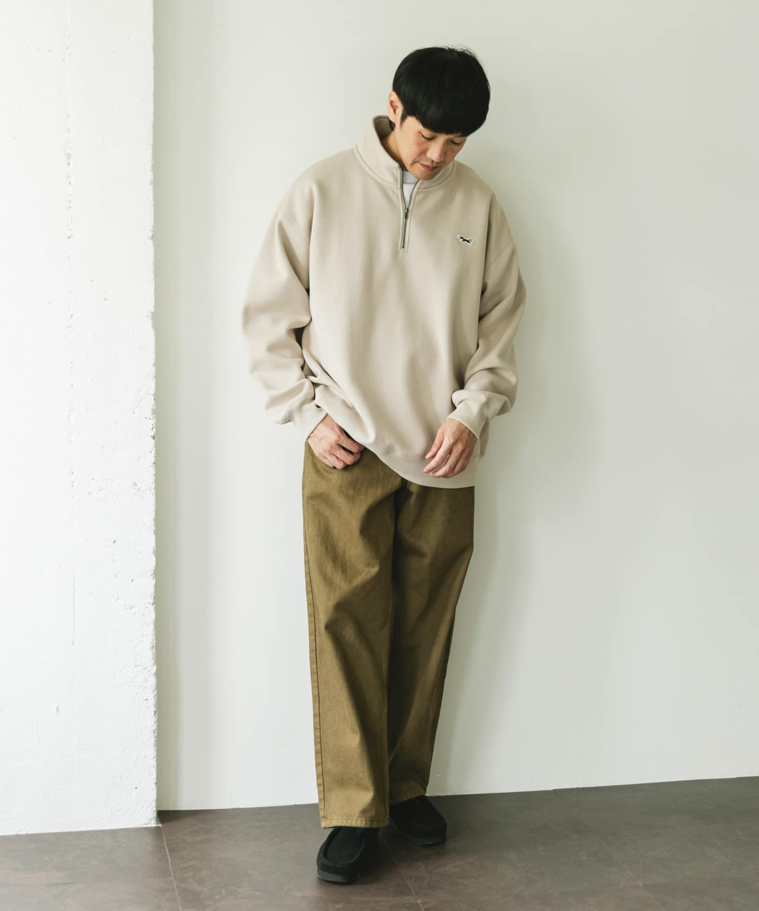 BEIGE