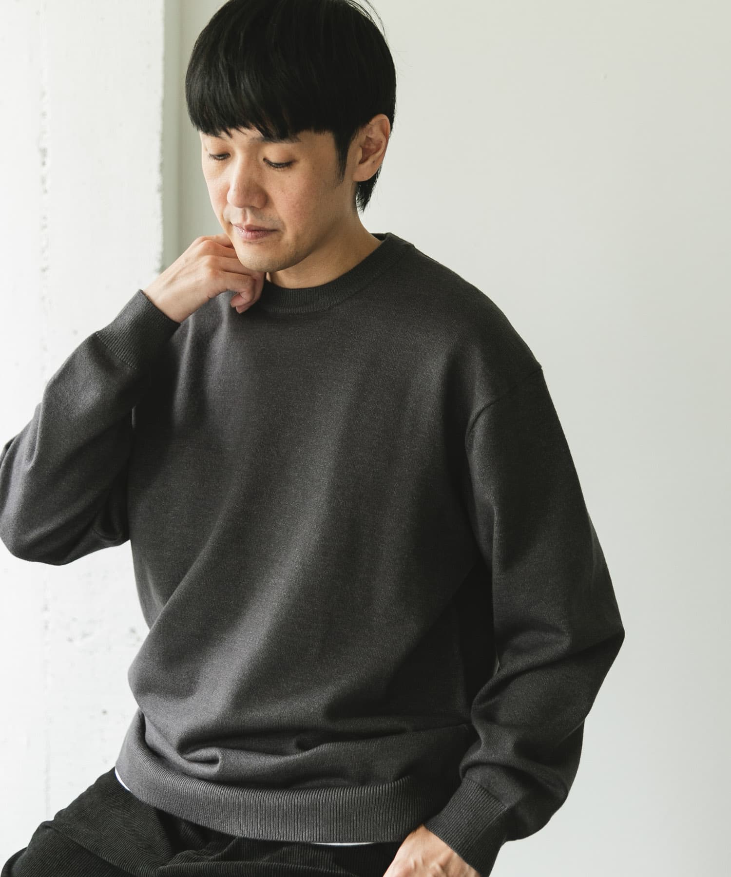 『仁村紗和さん着用』『UR TECH 200日ニット』クルーネック CHARCOAL L