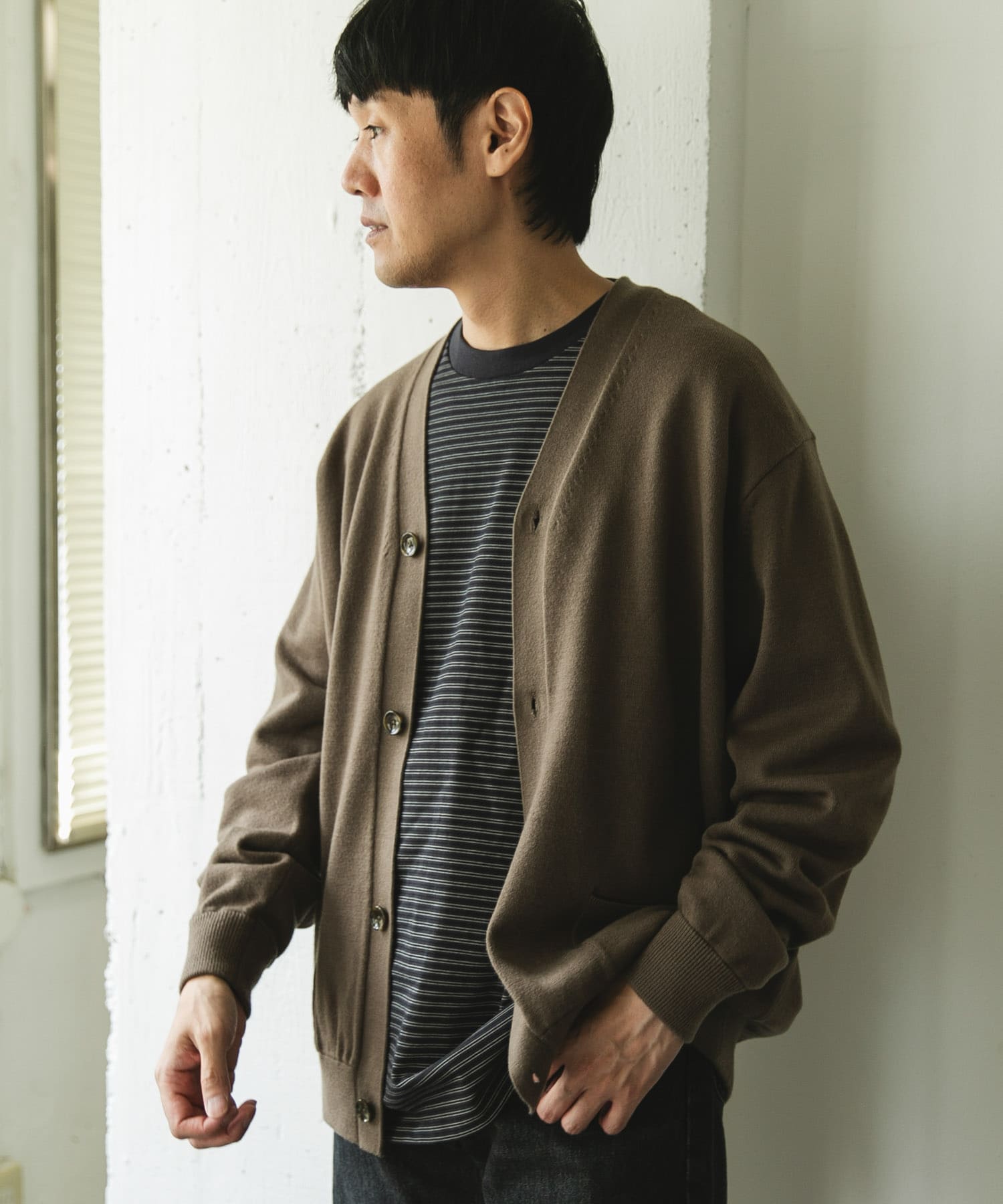 XLサイズ/WEB限定/仁村紗和さん着用』『UR TECH 200日ニット』Vネック