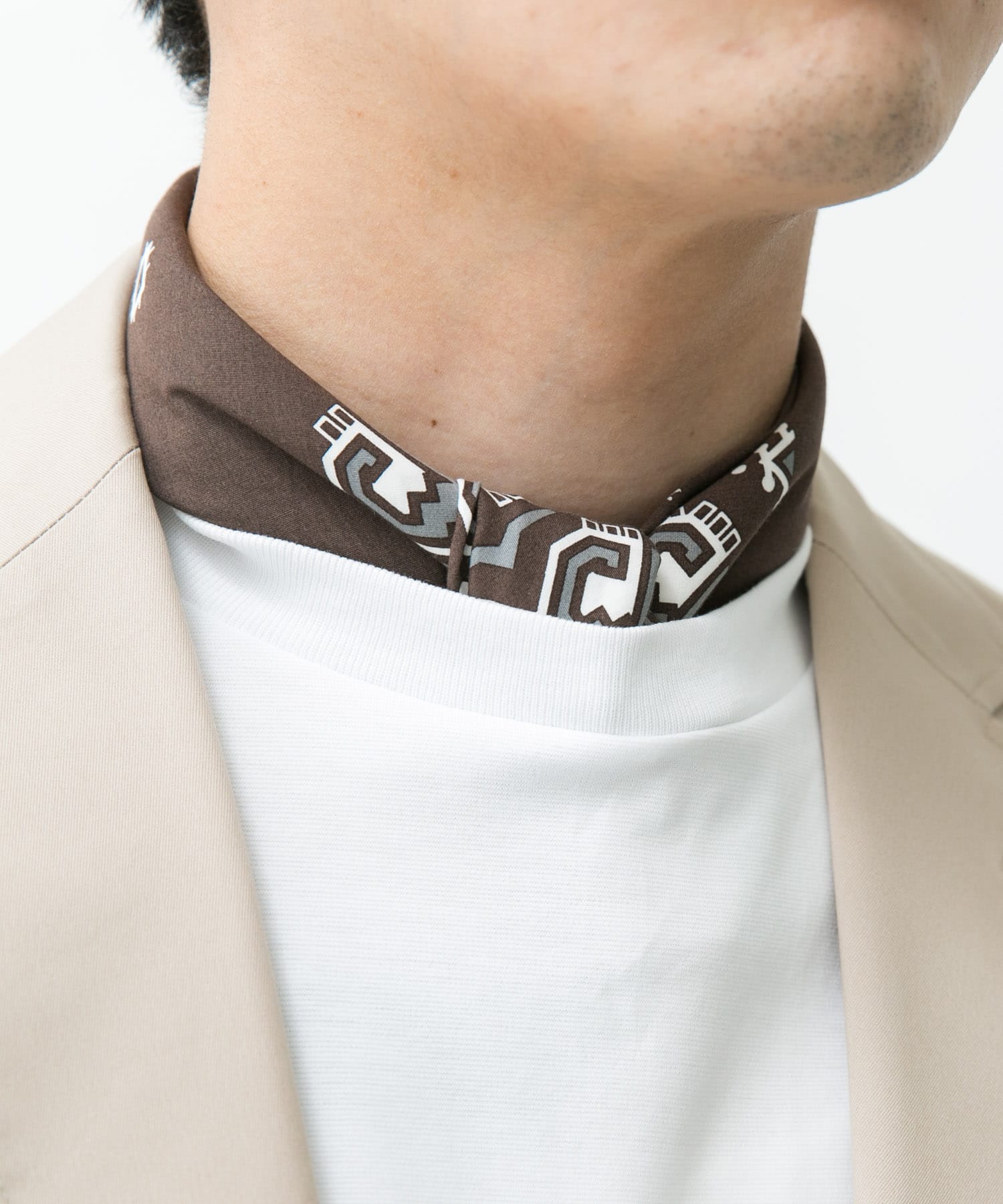 LIFE STYLE TAILOR　コットンシルクネッカチーフ BROWN -