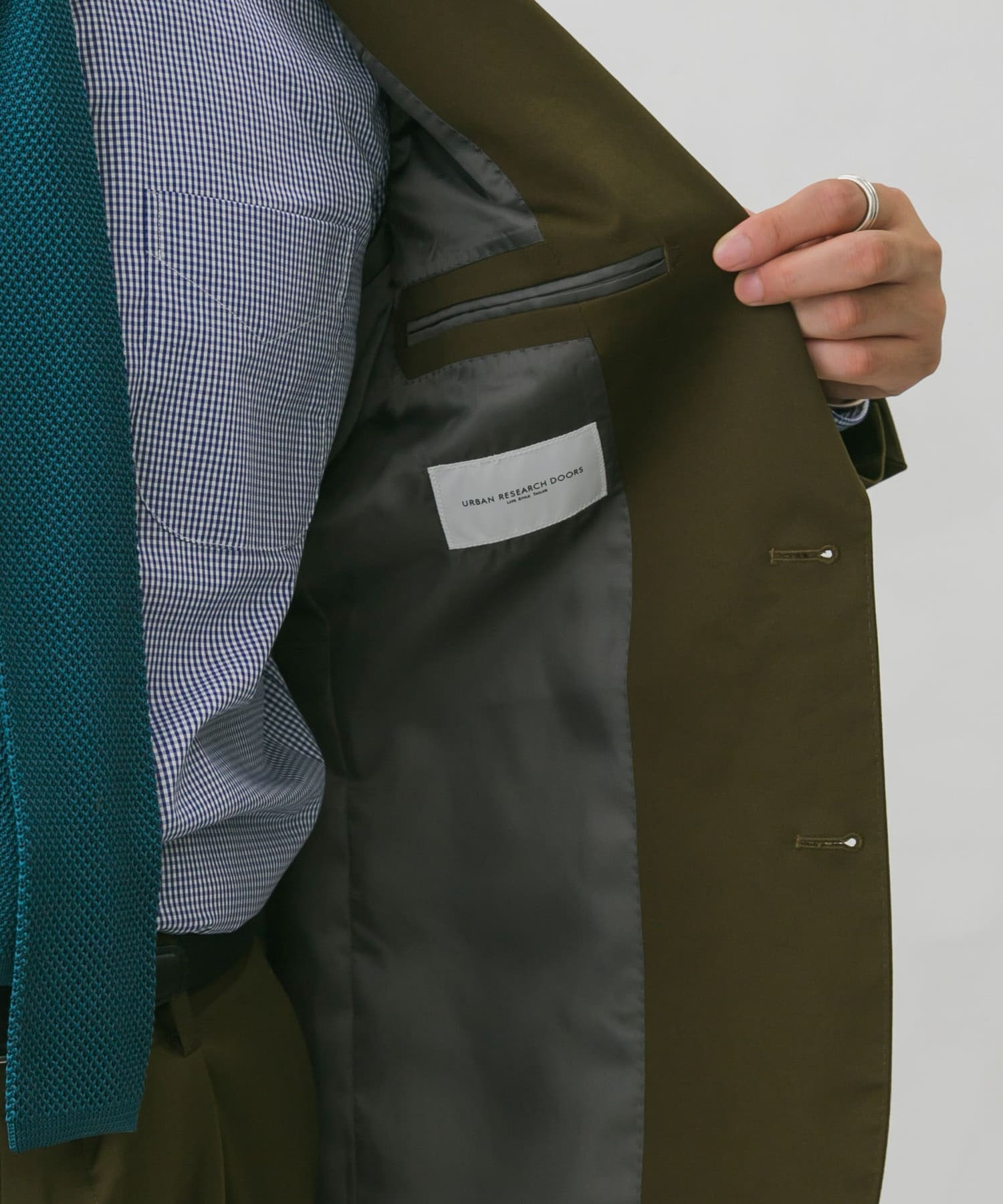 KHAKI