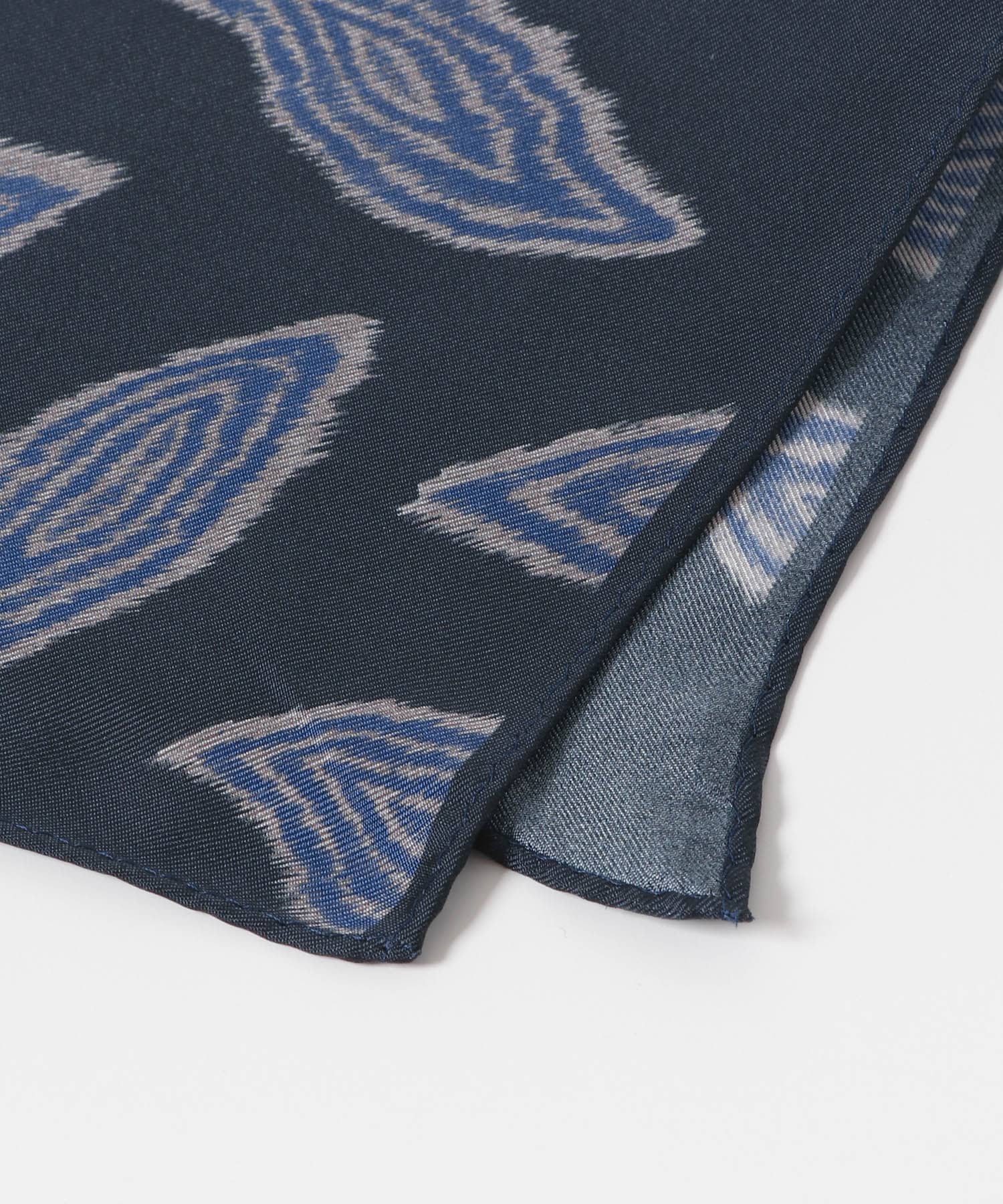 LIFE STYLE TAILOR　シルクプリントチーフ2 NAVY -
