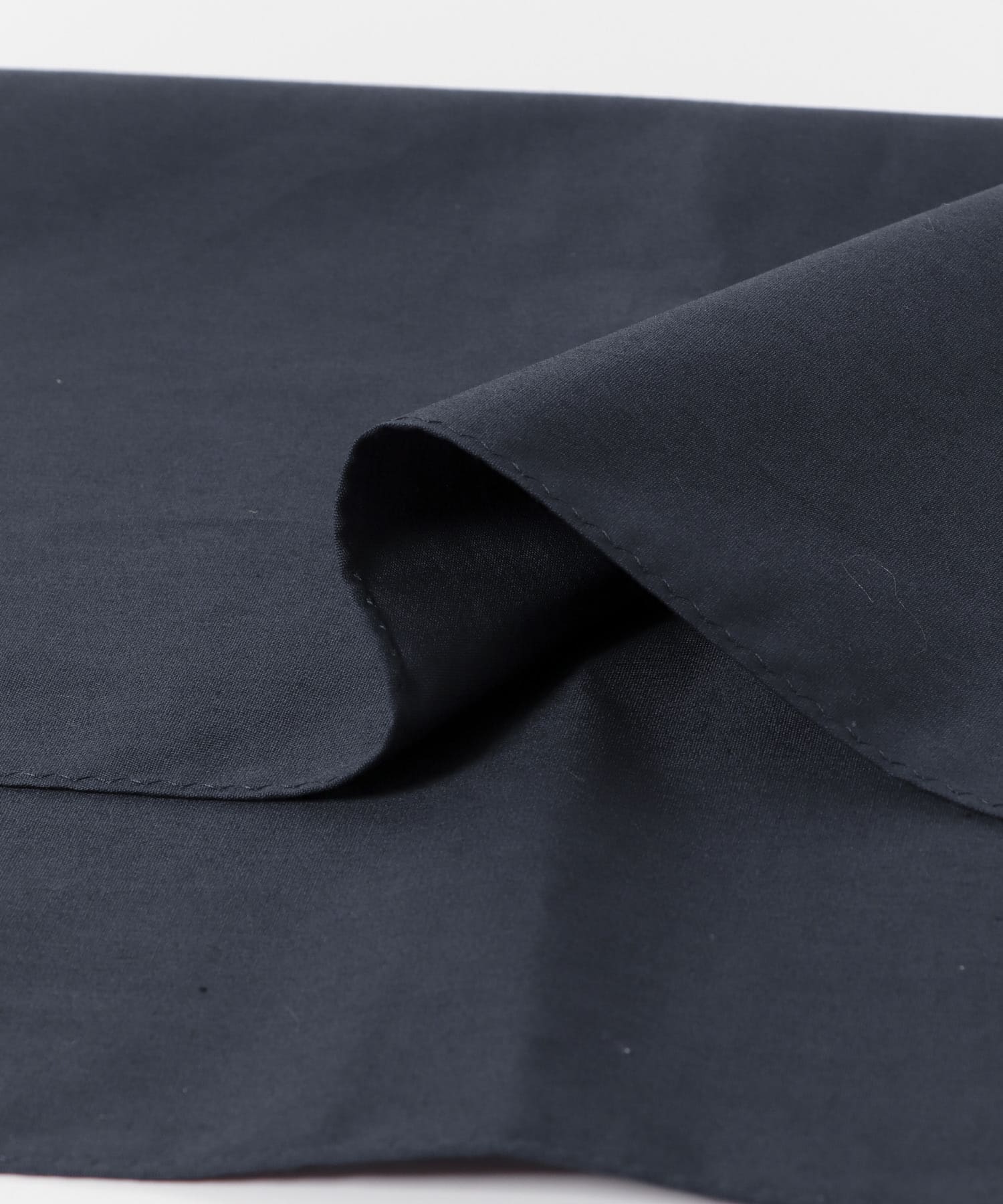 LIFE STYLE TAILOR　ブロードソリッドハンカチ NAVY -