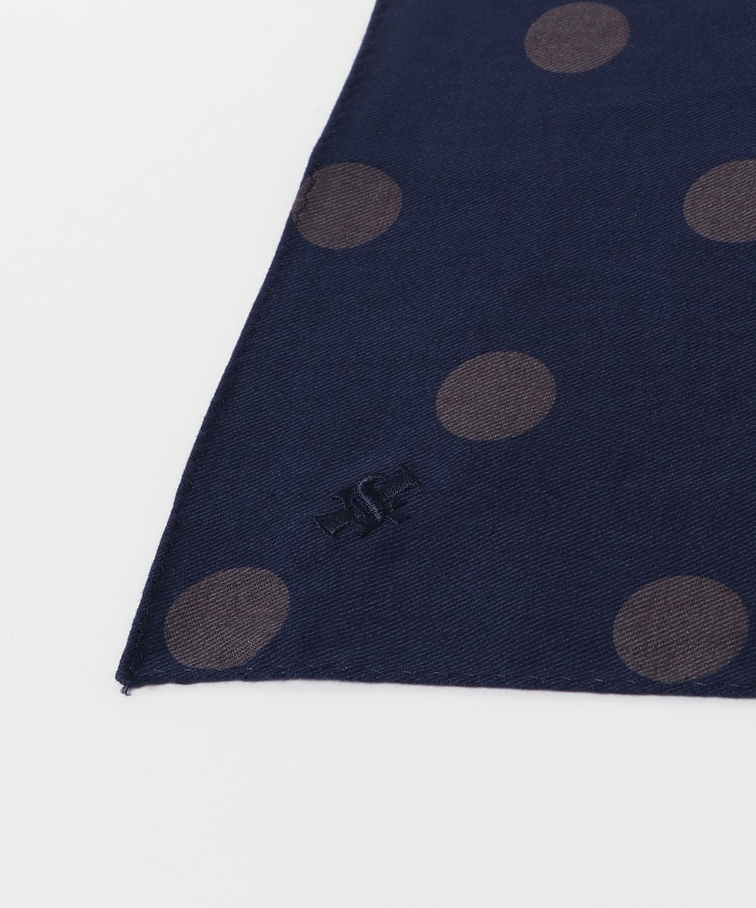 LIFE STYLE TAILOR　ドット柄コットンハンカチ NAVY -