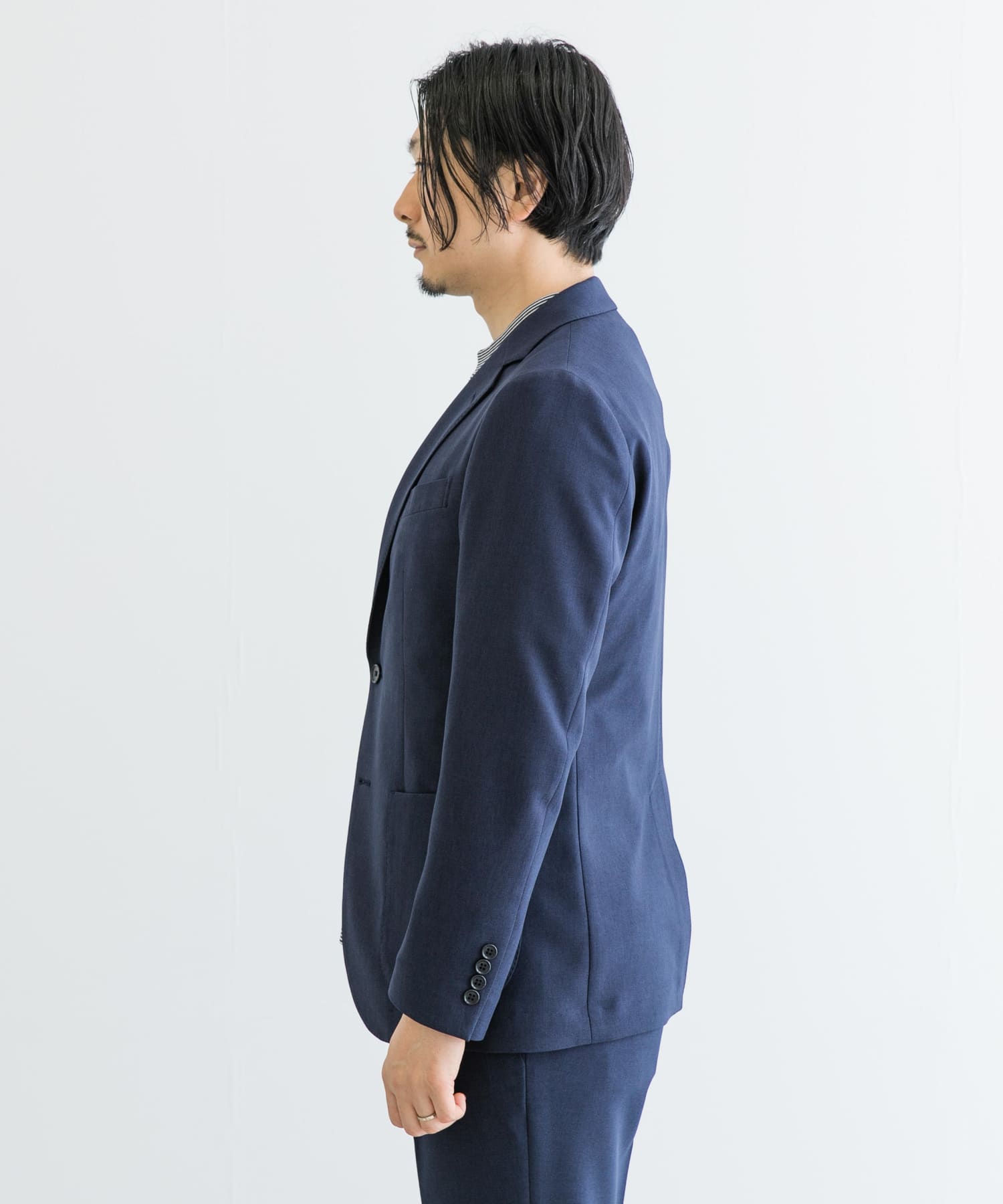 身長：181cm サイズ：48
