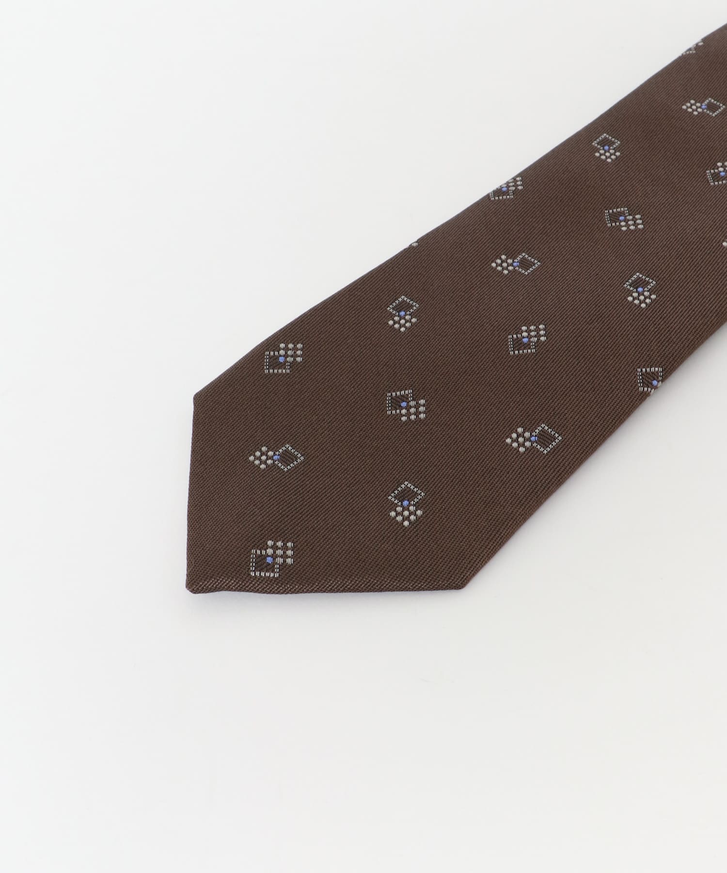 01BROWN