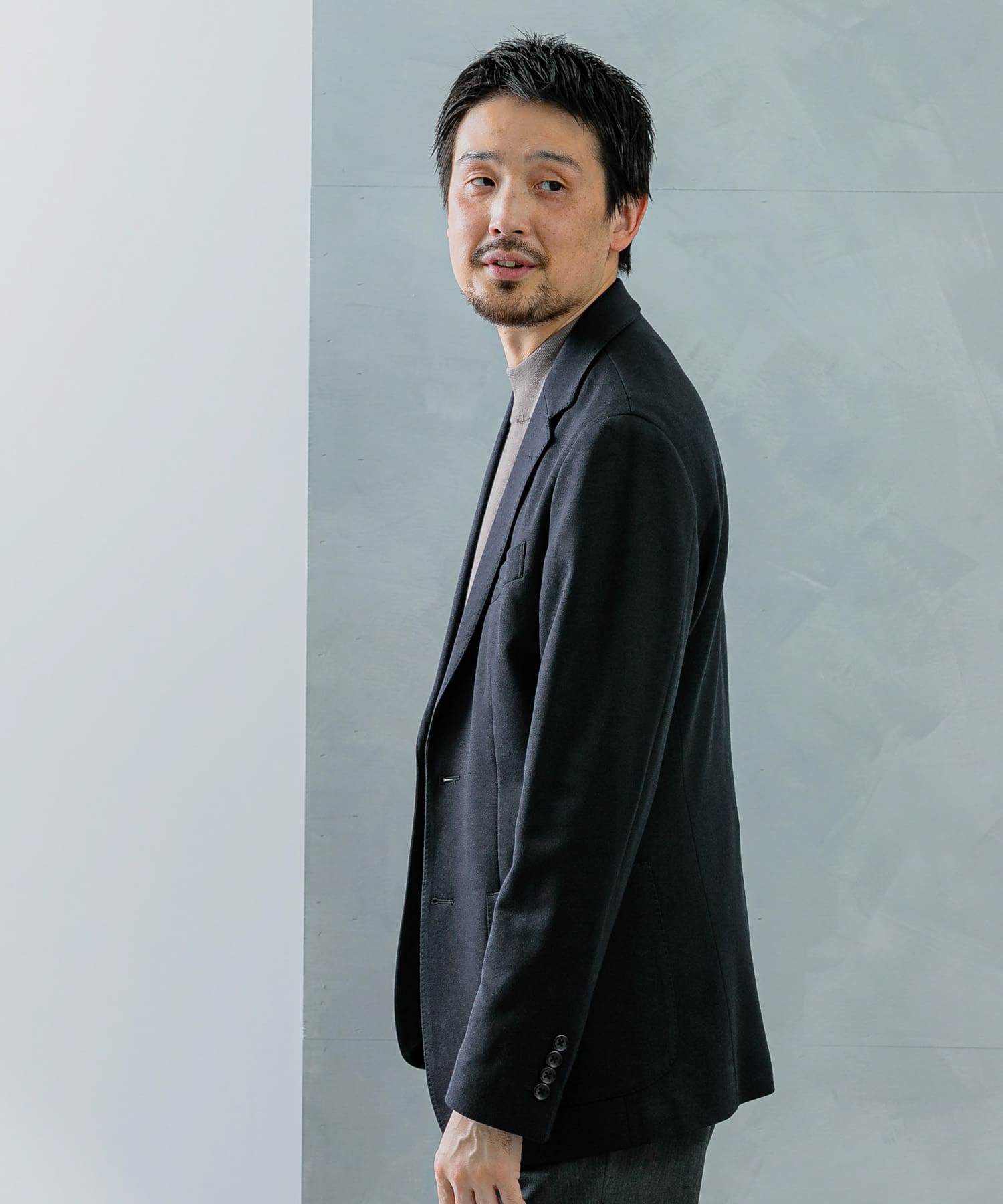 LIFE STYLE TAILOR ソフトポンチストレッチジャケット(44 NAVY