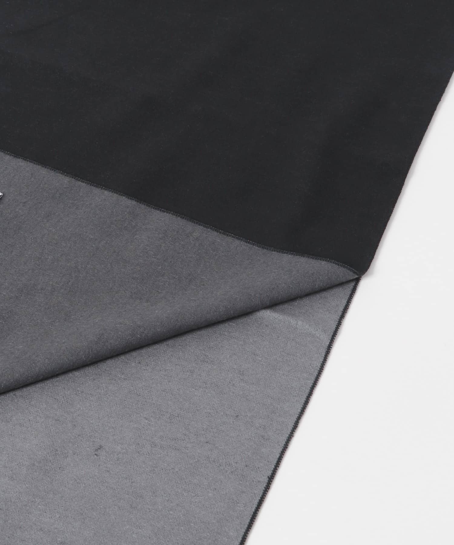 LIFE STYLE TAILOR　シルクリバーシブルマフラー BLK-GRY -
