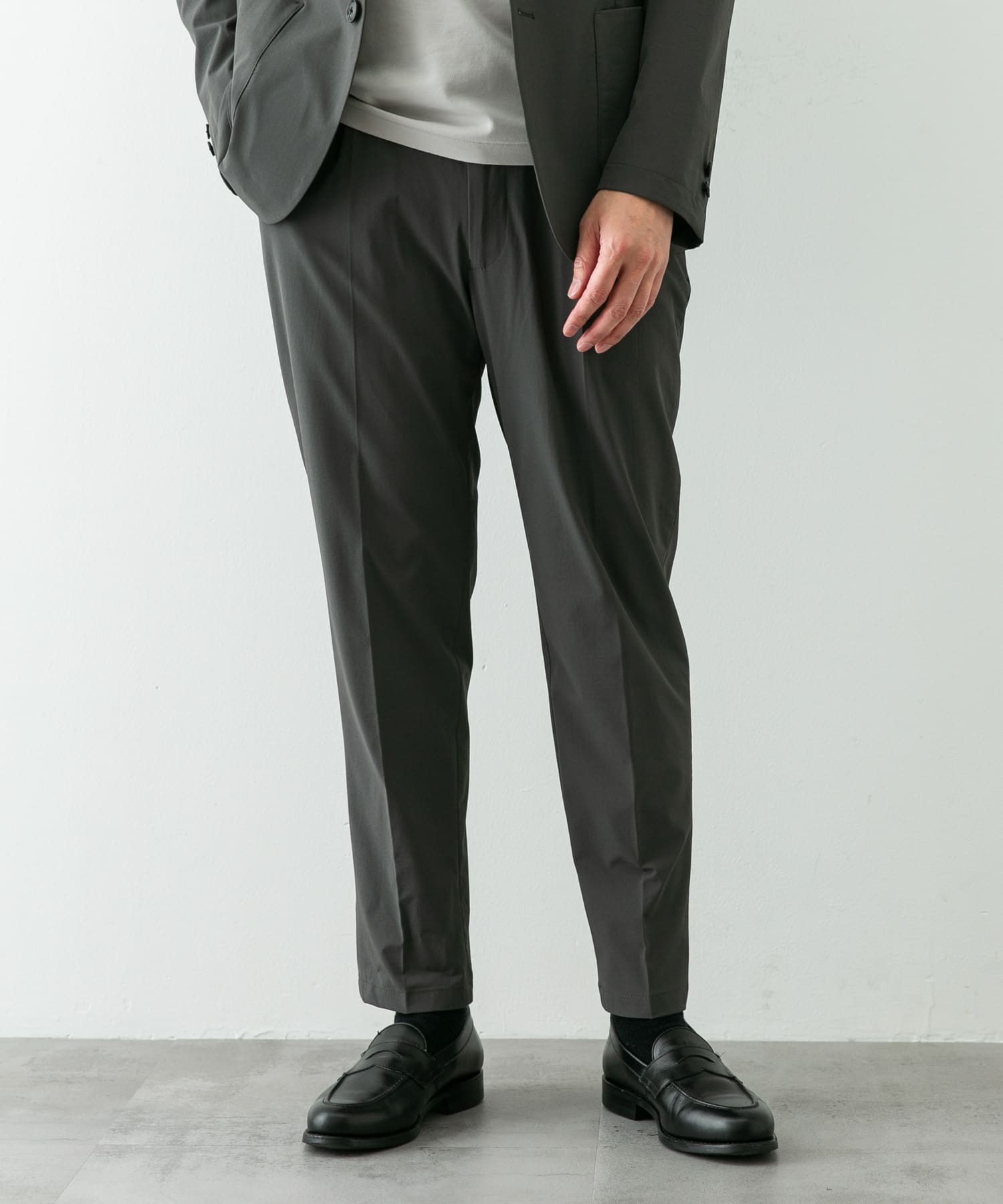 『イージーケア』LIFE STYLE TAILOR　リップストップナイロンストレッチパンツ