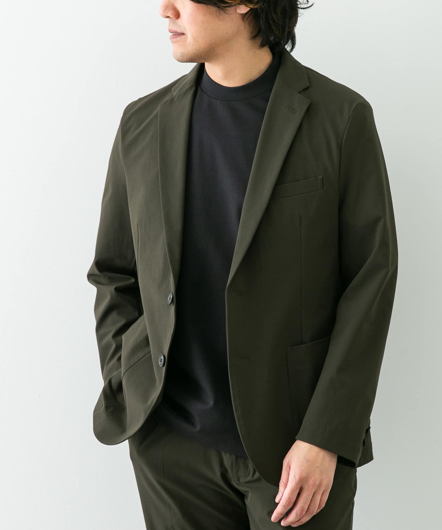 KHAKI