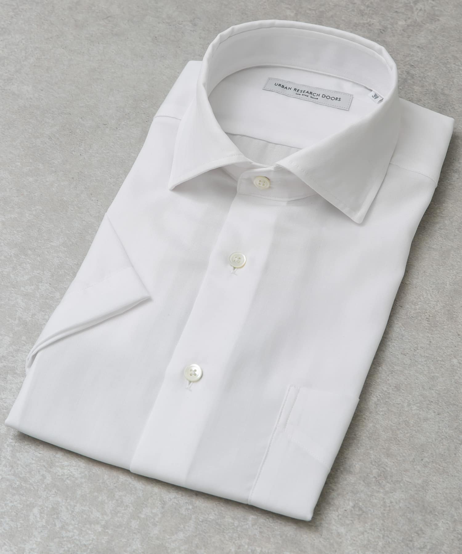LIFE STYLE TAILOR　セミワイド半袖シャツ WHITE 37