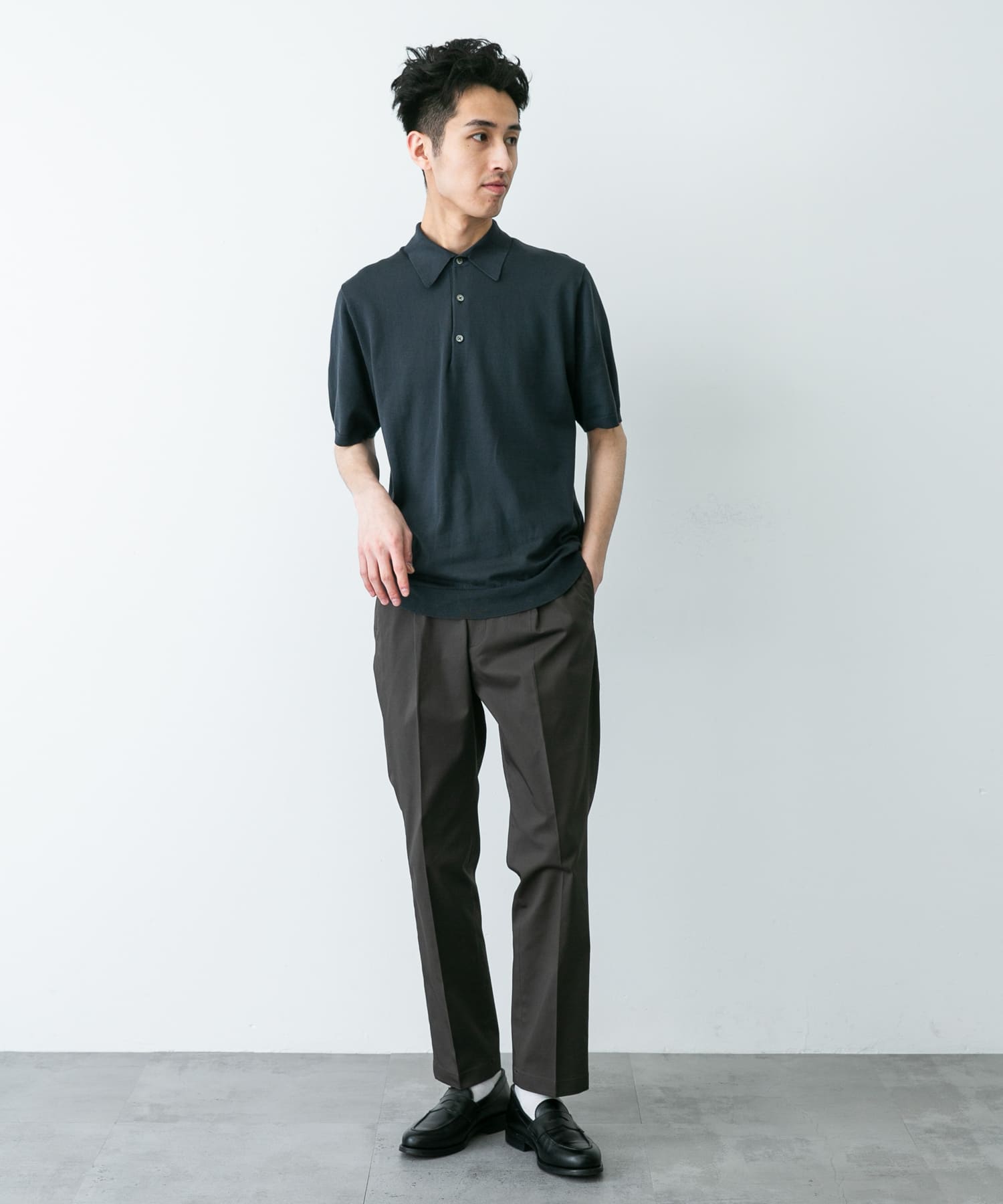 身長：180cm サイズ：48