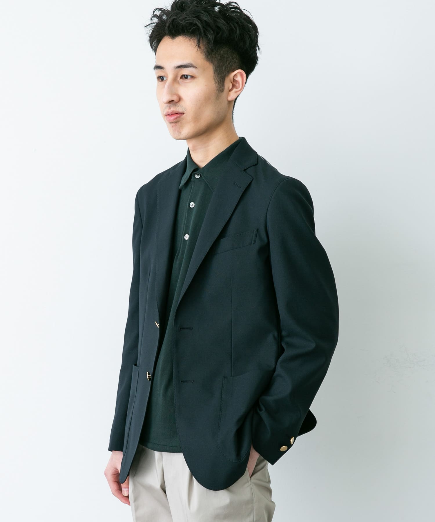 身長：180cm サイズ：48