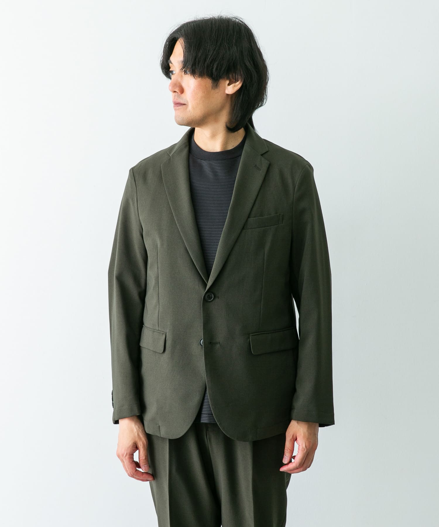 KHAKI