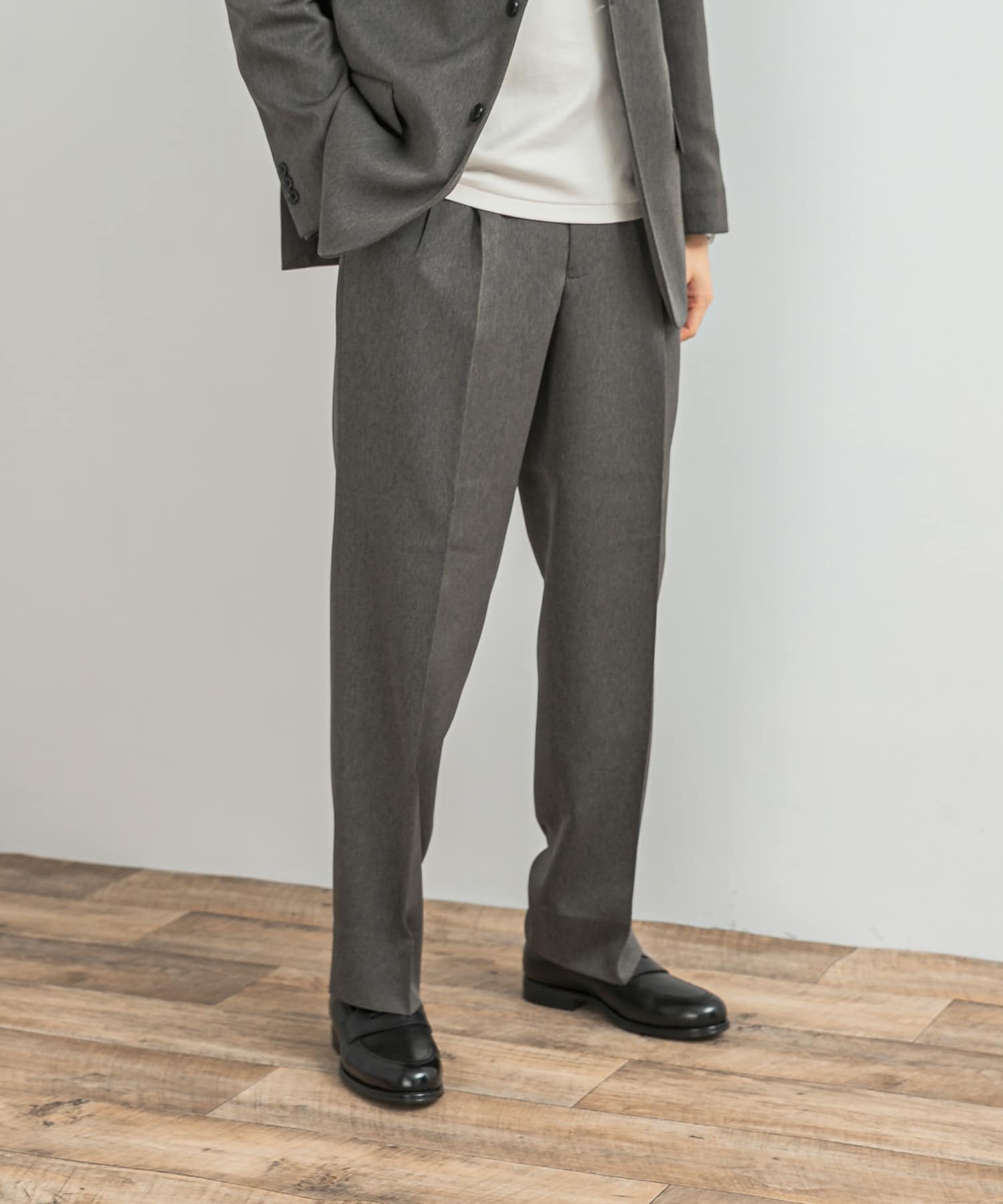 LIFE STYLE TAILOR　レトロヘリンボンストレッチ2タックパンツ